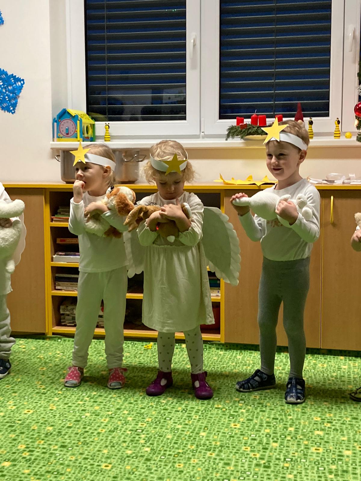 PHOTO-2022-12-21-21-29-28