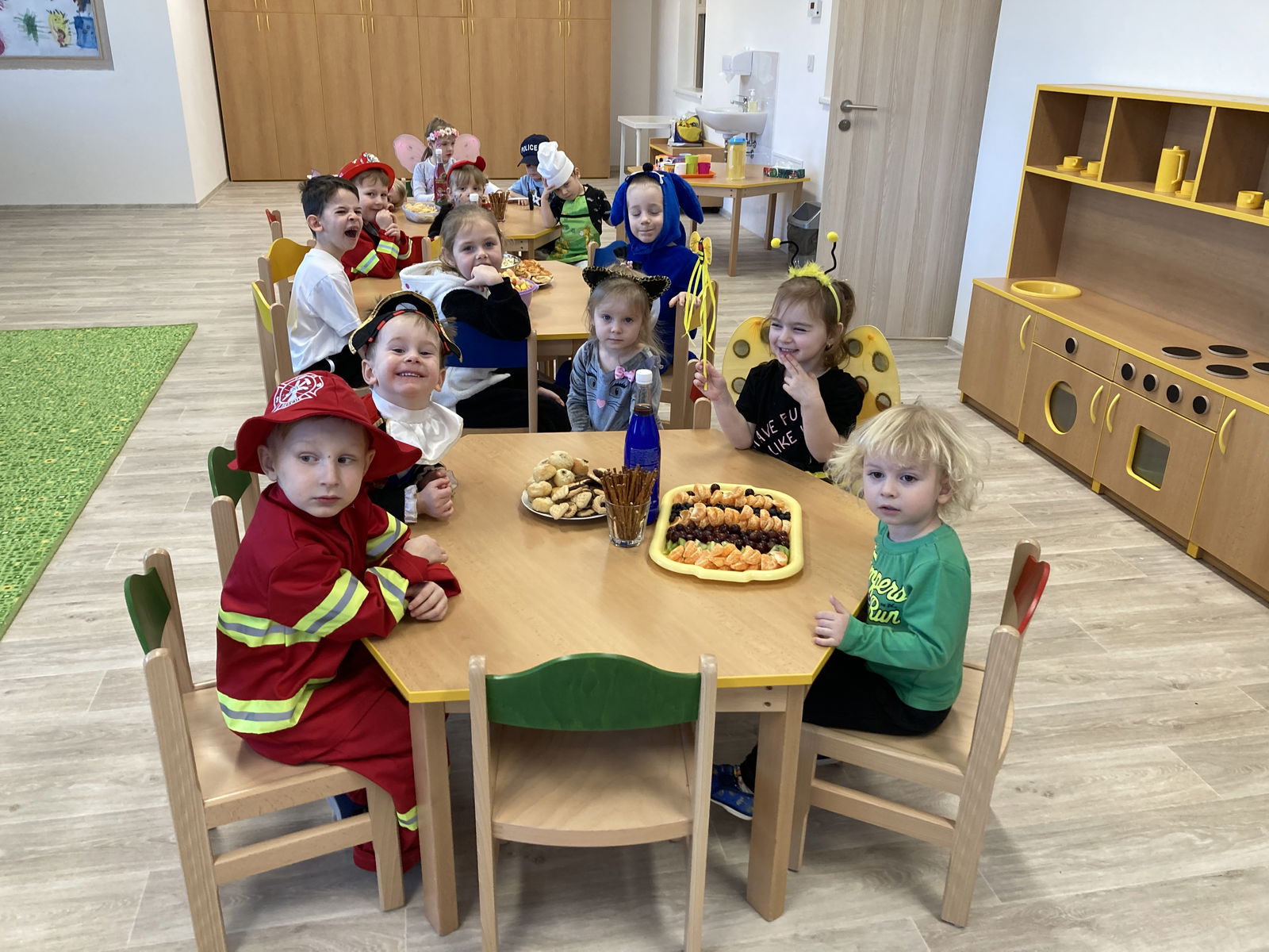 34726CEE-E80A-4654-A784-09040920F55D