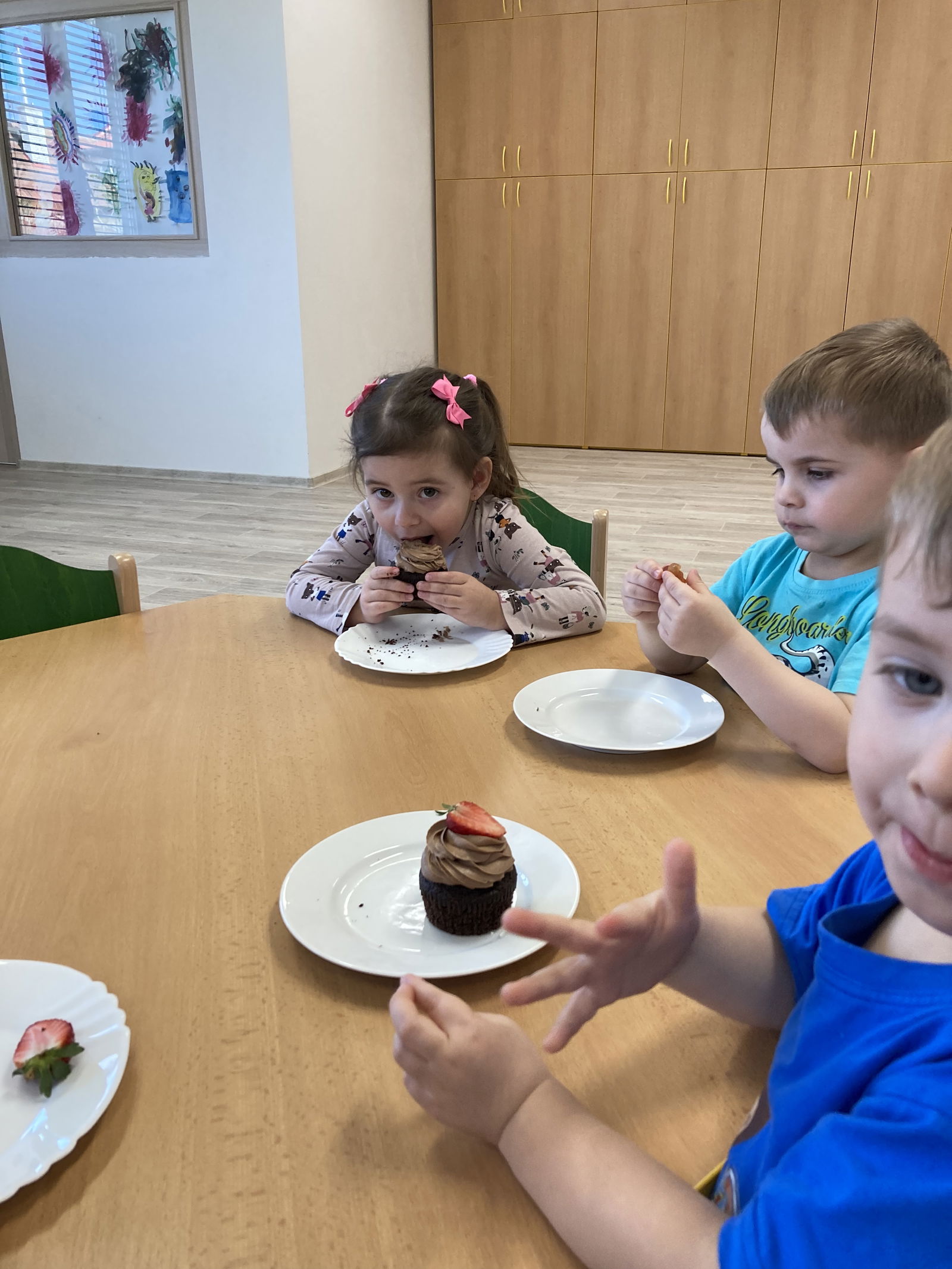 801E27B7-BAAF-4356-97D2-41B74B12CC74