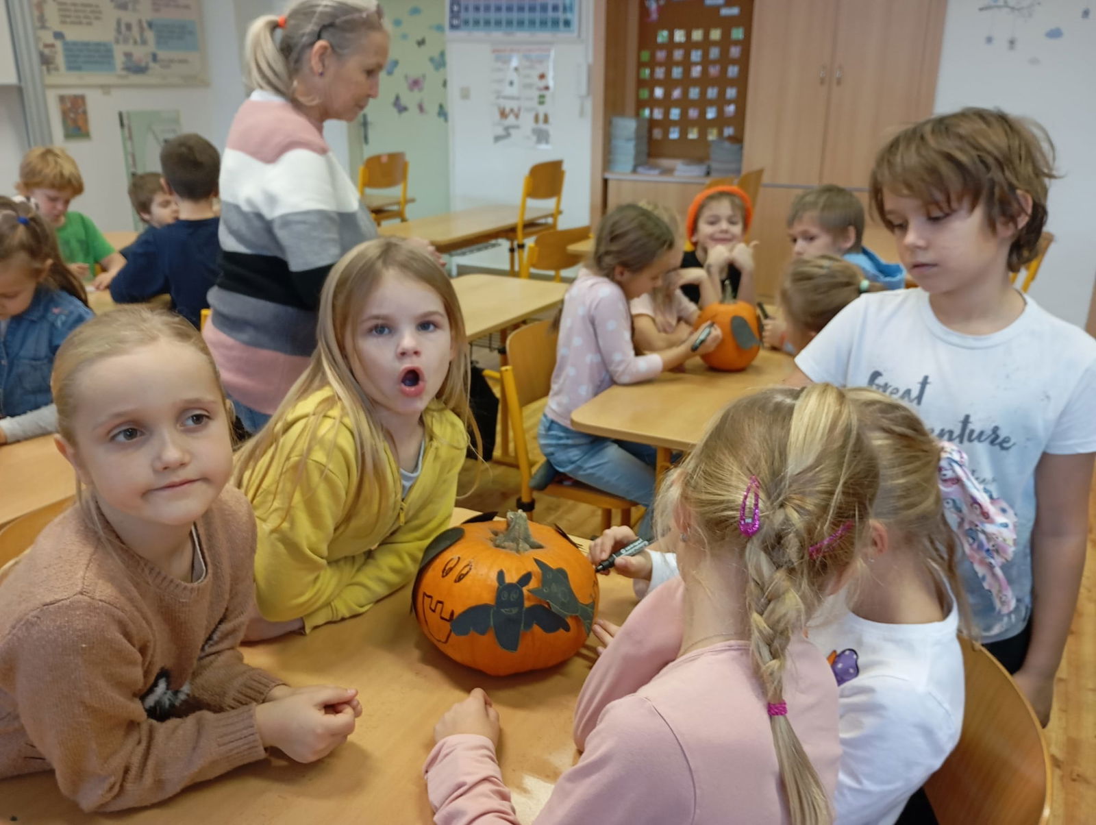 4b08aa4b-8a4b-488e-8c03-b11450f48871