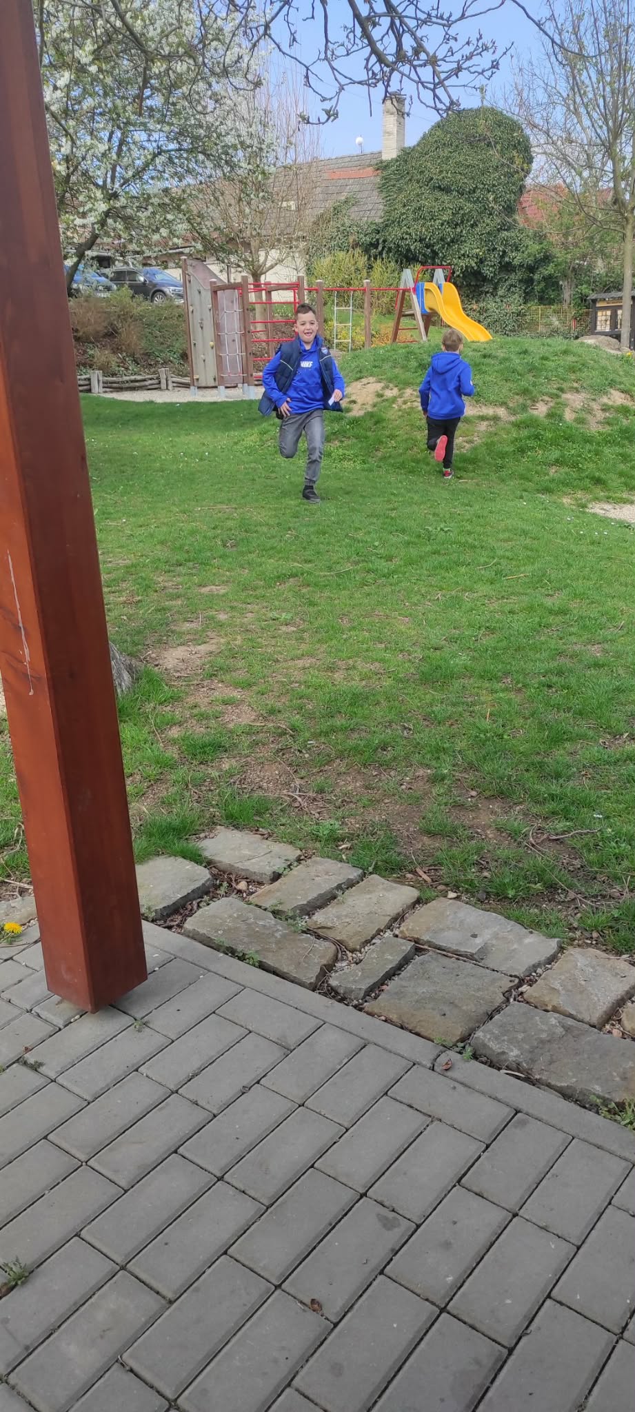 865745a4-17fb-4700-af5f-2d43d414e037