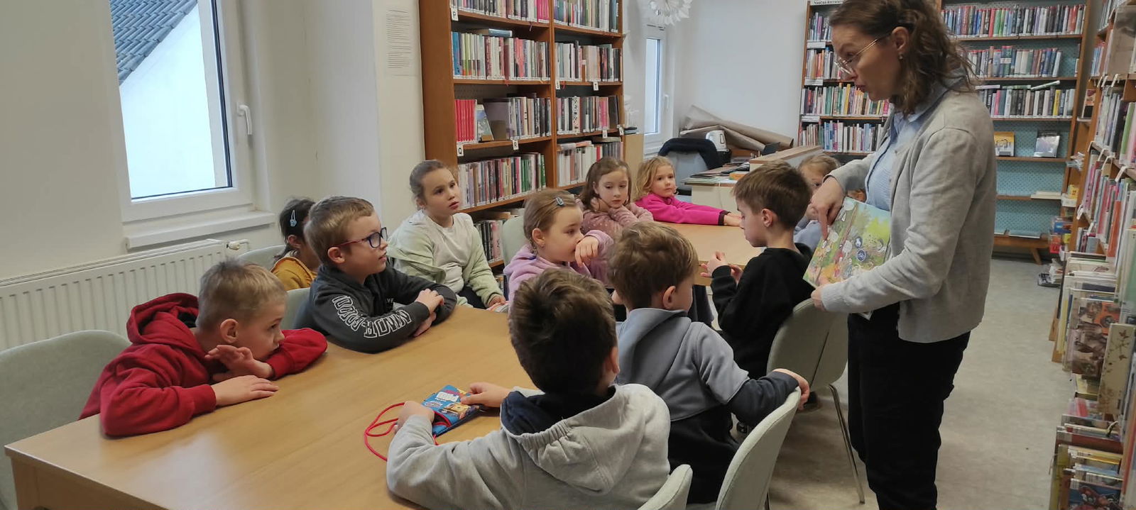 e1ef2d37-28de-49e7-b8e7-6466bf28208a