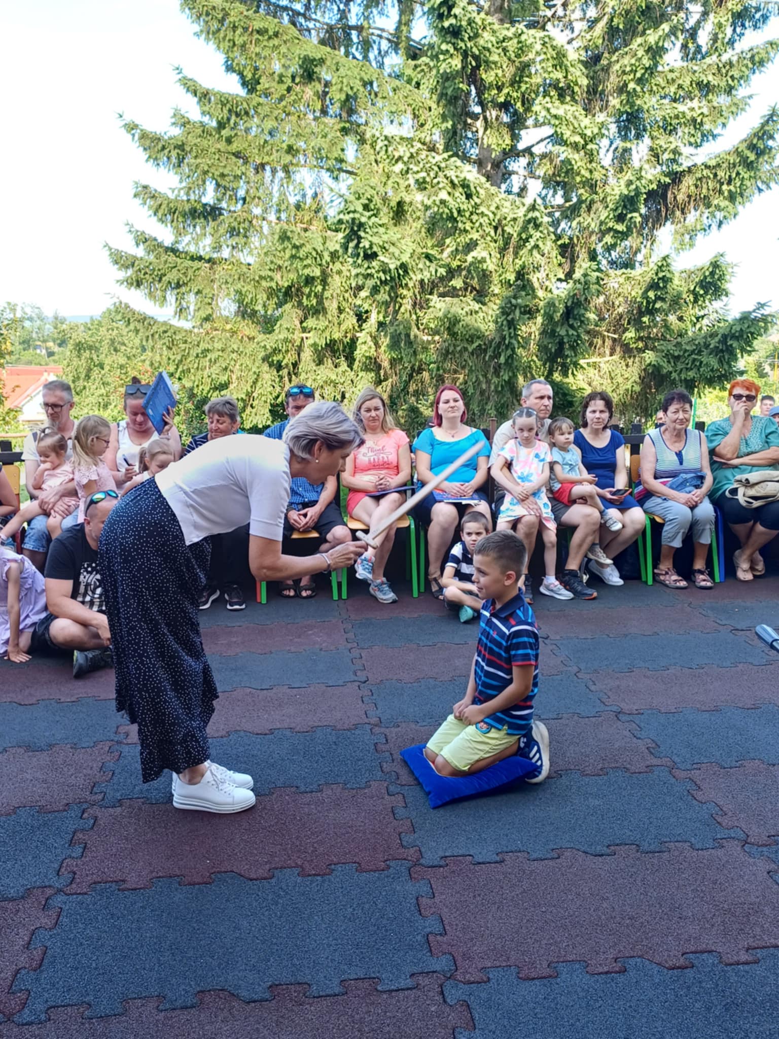 21739455-8747-4d69-9a14-6233079815ff