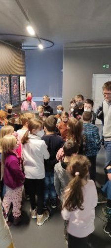 58272a4c5e9218e5379facd56a32a509