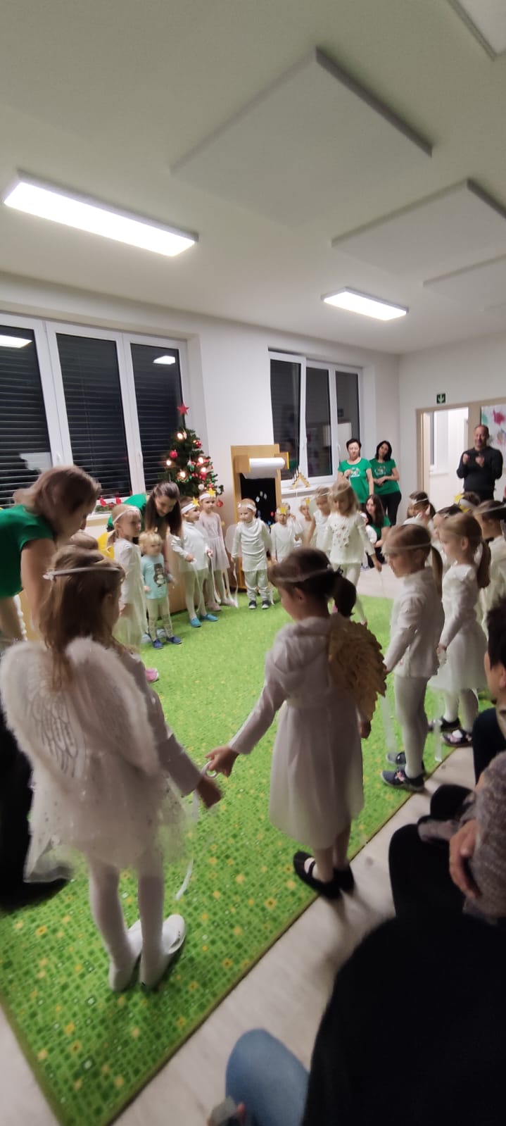 PHOTO-2022-12-19-18-49-34