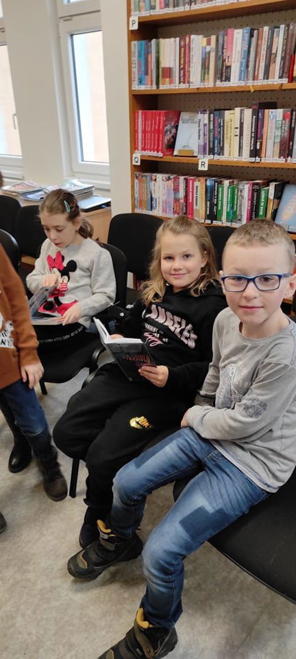 ca8a1cf2798741036560cdc044c24ab2