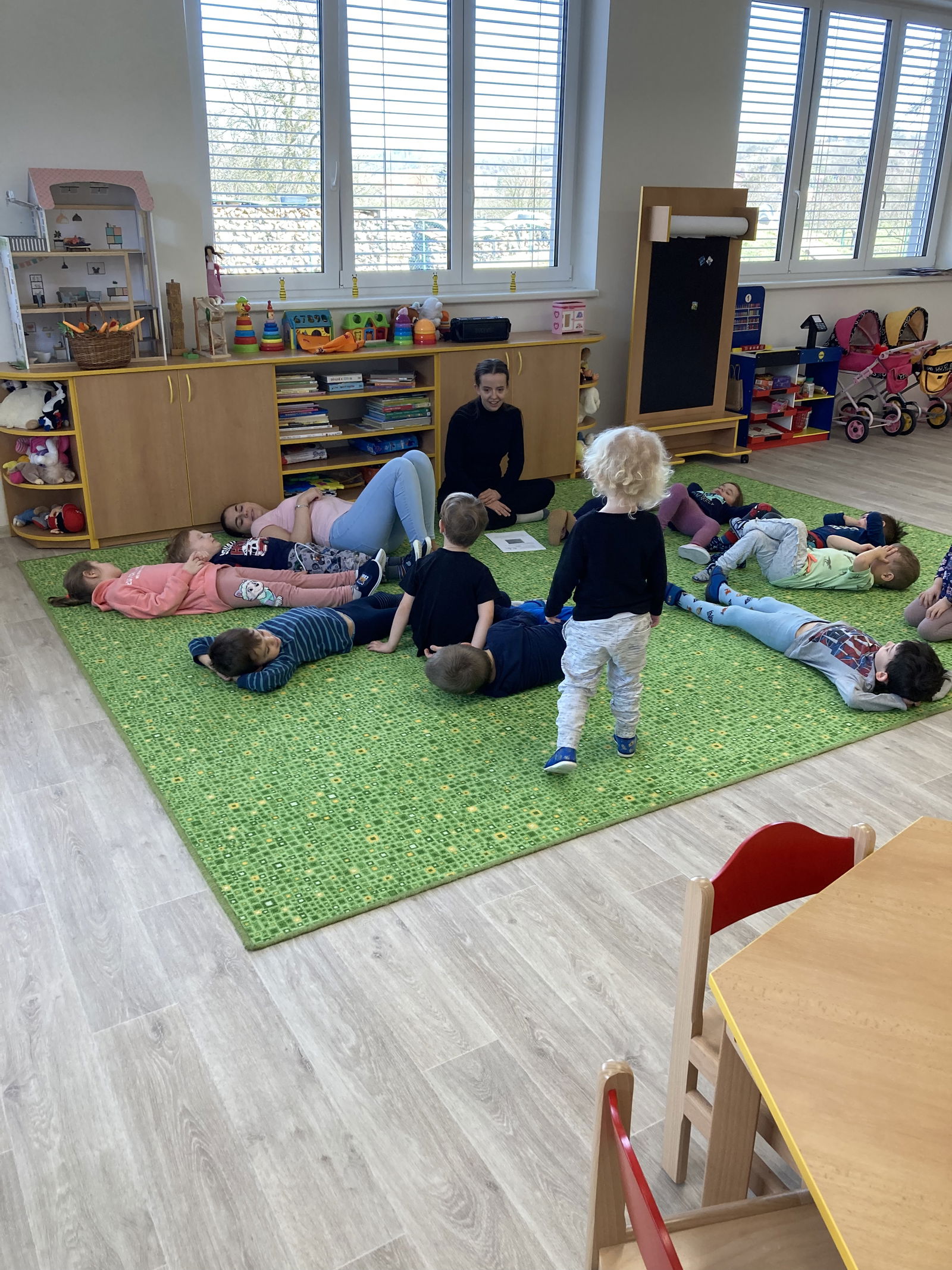 CBF9C12B-3A24-497B-8426-E3A7946C15AF