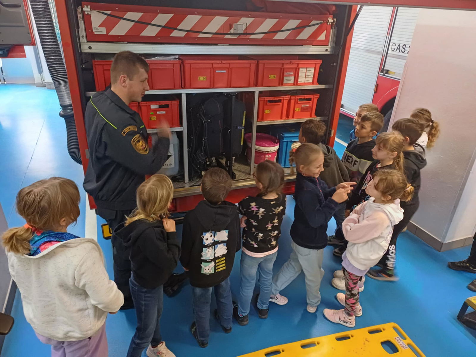 1b6dc08d-dcf1-43bb-adab-bbece2410294