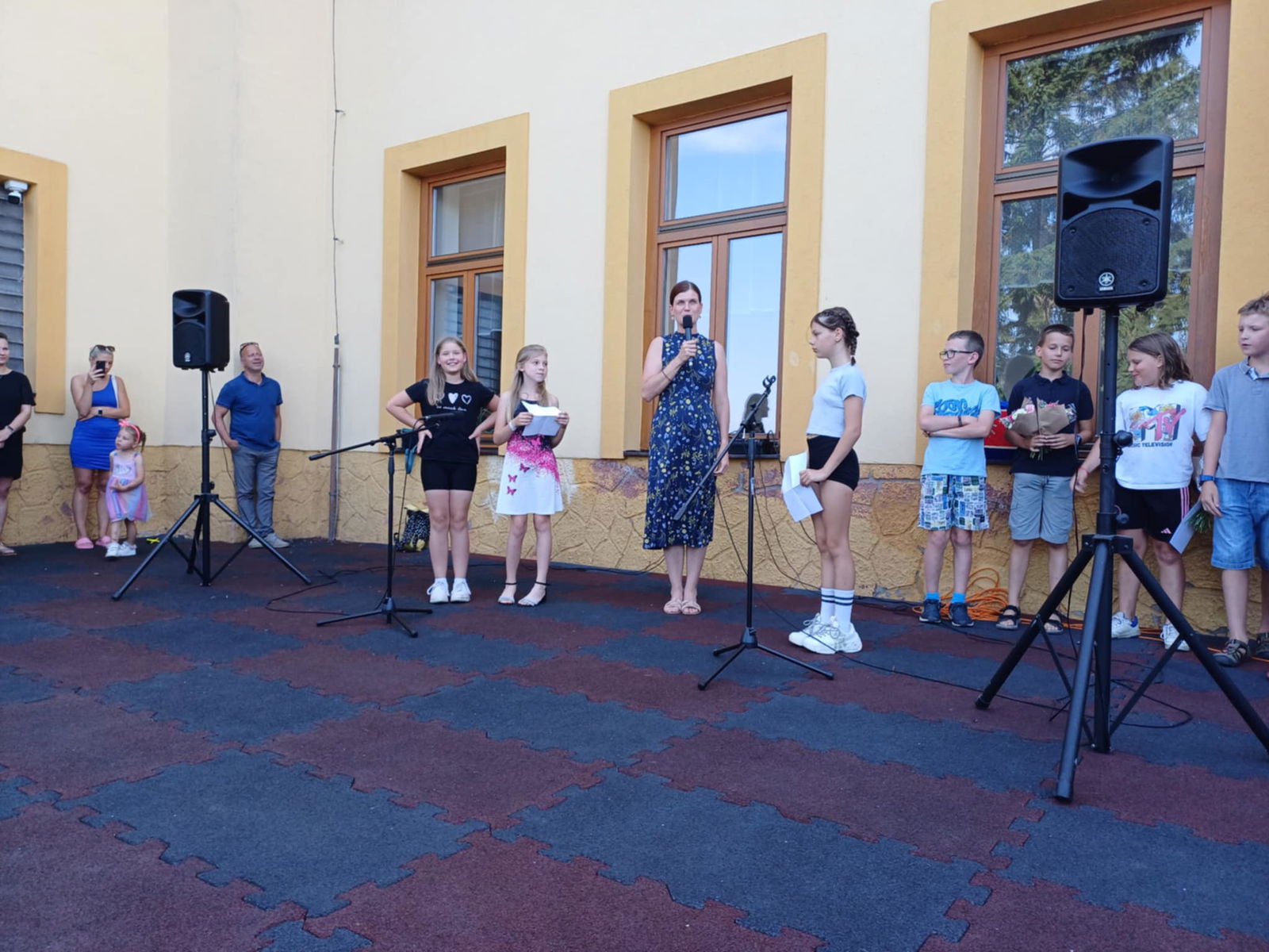 5b53a32b-98bb-450f-86f2-cffd580569c7