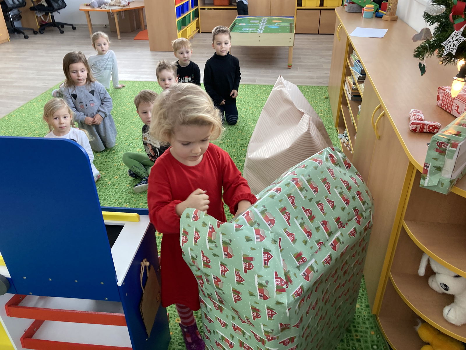 1E2F251A-4B06-4556-9150-C51FA4C6BFD7