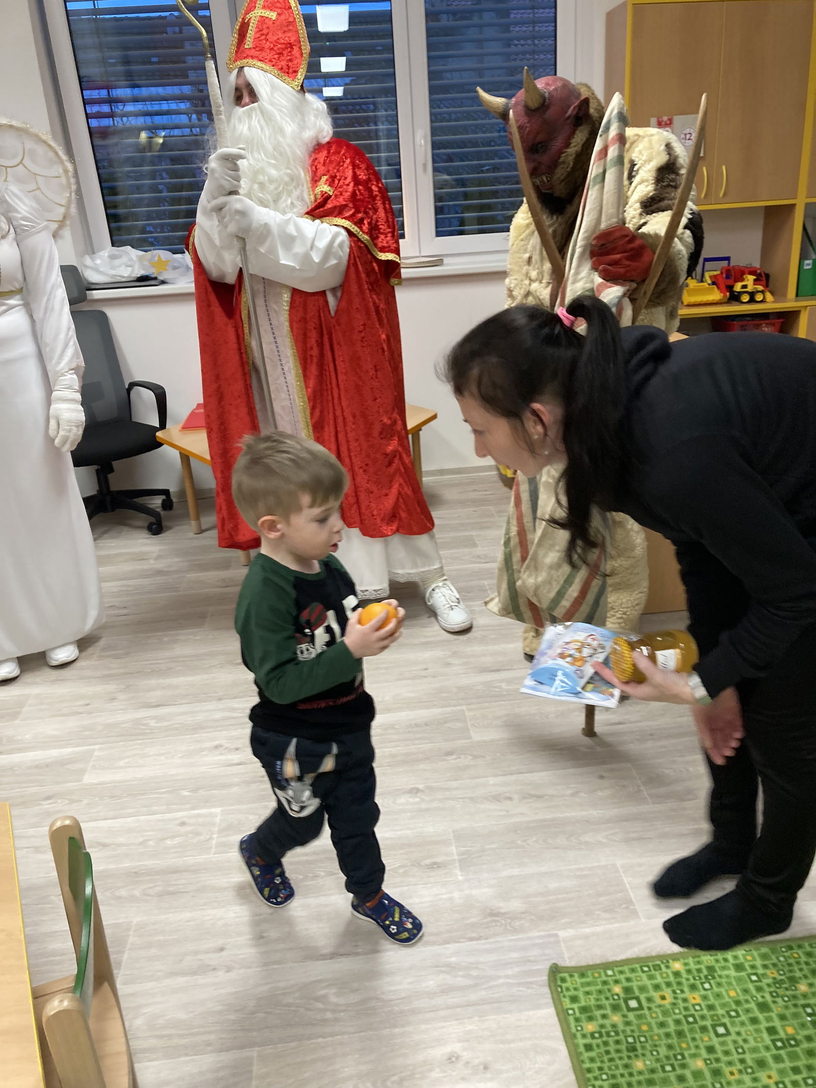 7D12DE2B-A3A4-47AB-8FC4-4CDCF39162A9