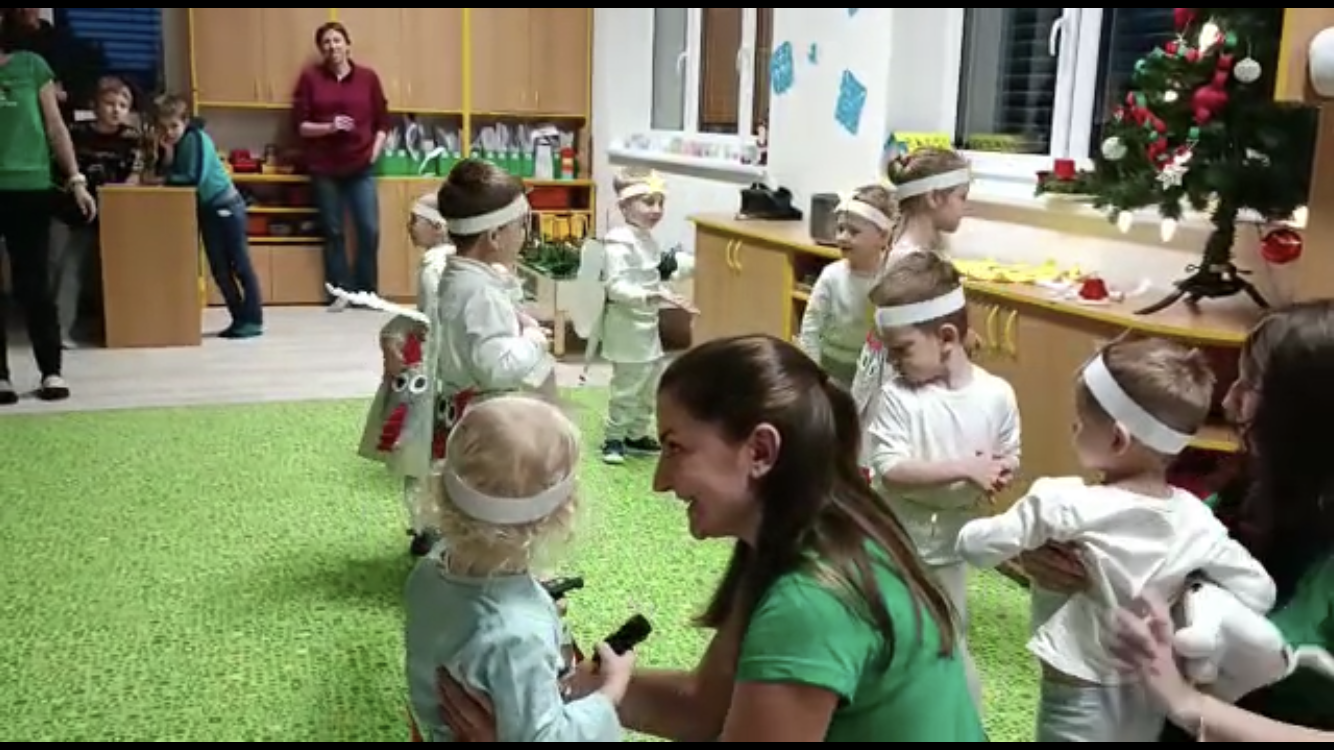 08BE8351-DAAF-438A-AEF3-4EC40427527D