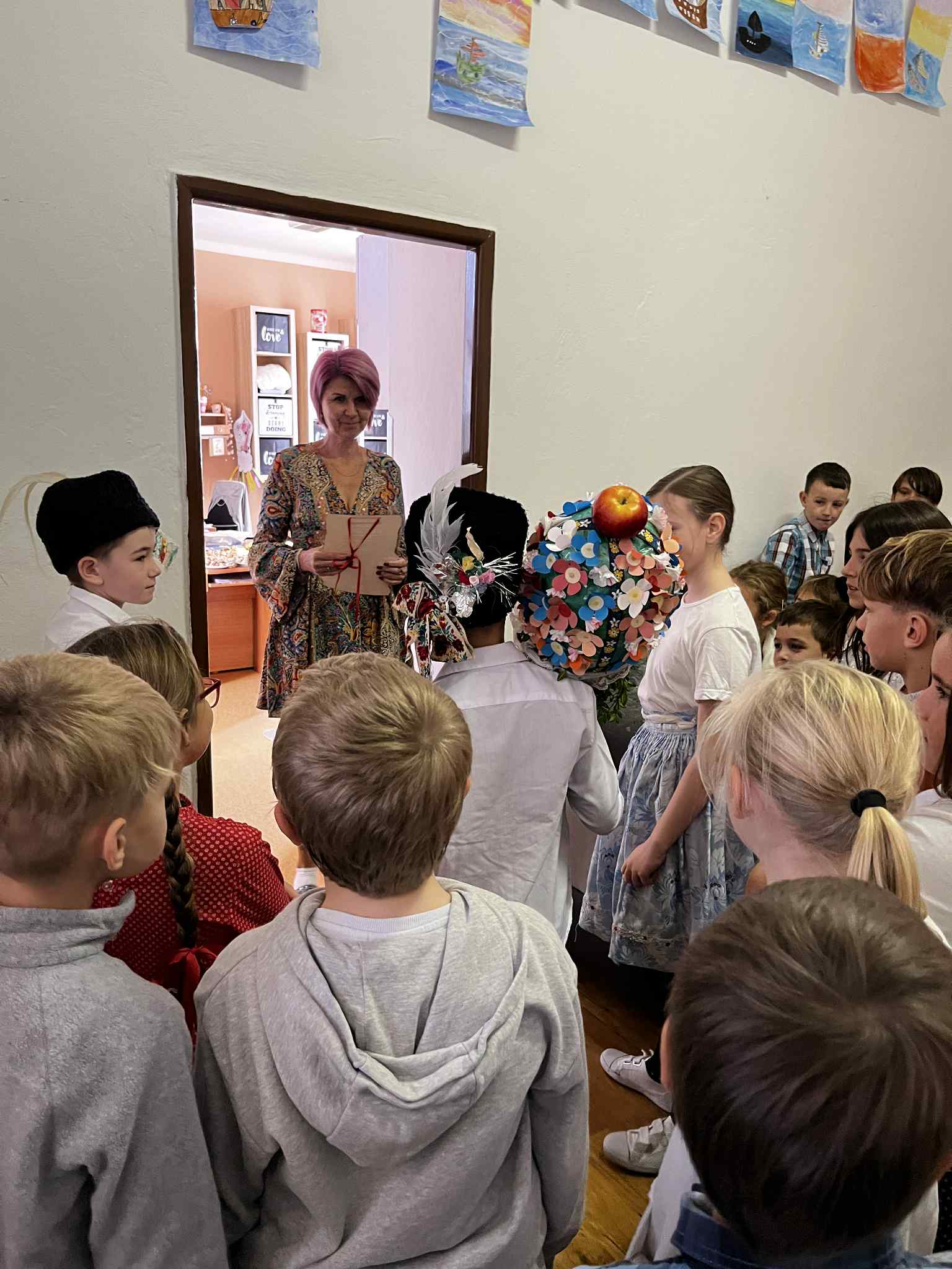 d10a6b16-6b19-4685-8a47-d0e18eaa8787