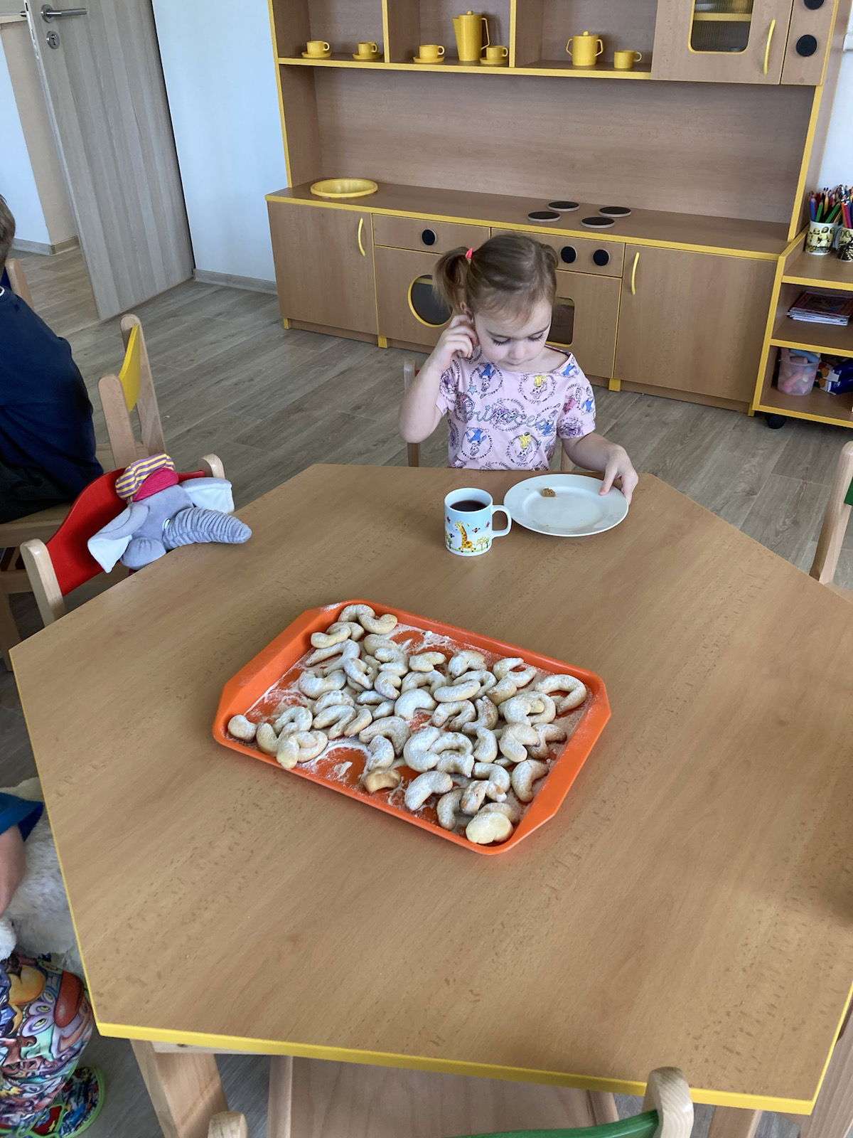 E691775D-8956-4F27-9AE6-F5900399C164