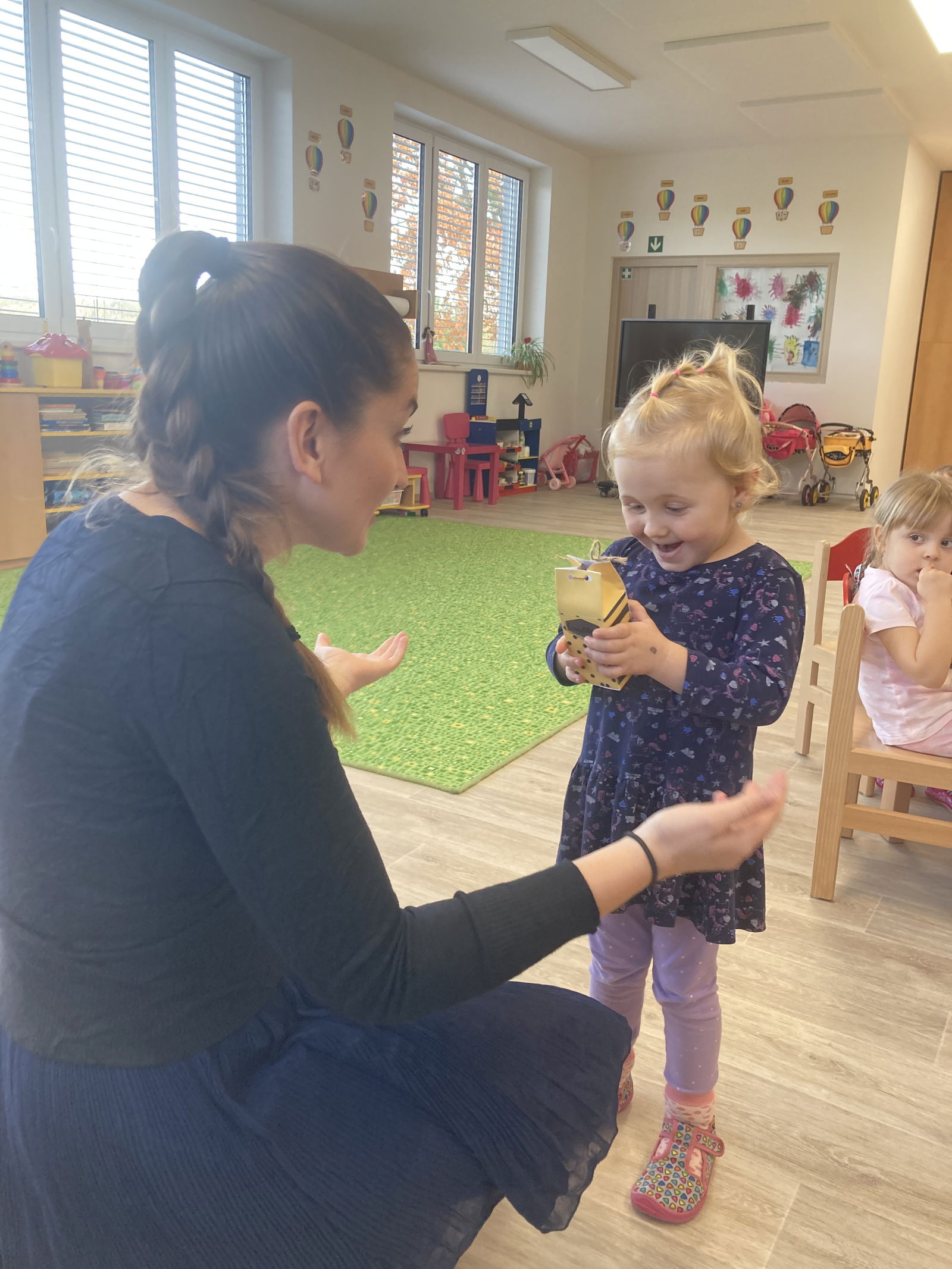 56FE78B5-165A-4B2E-B35D-86CF4A9F32F5