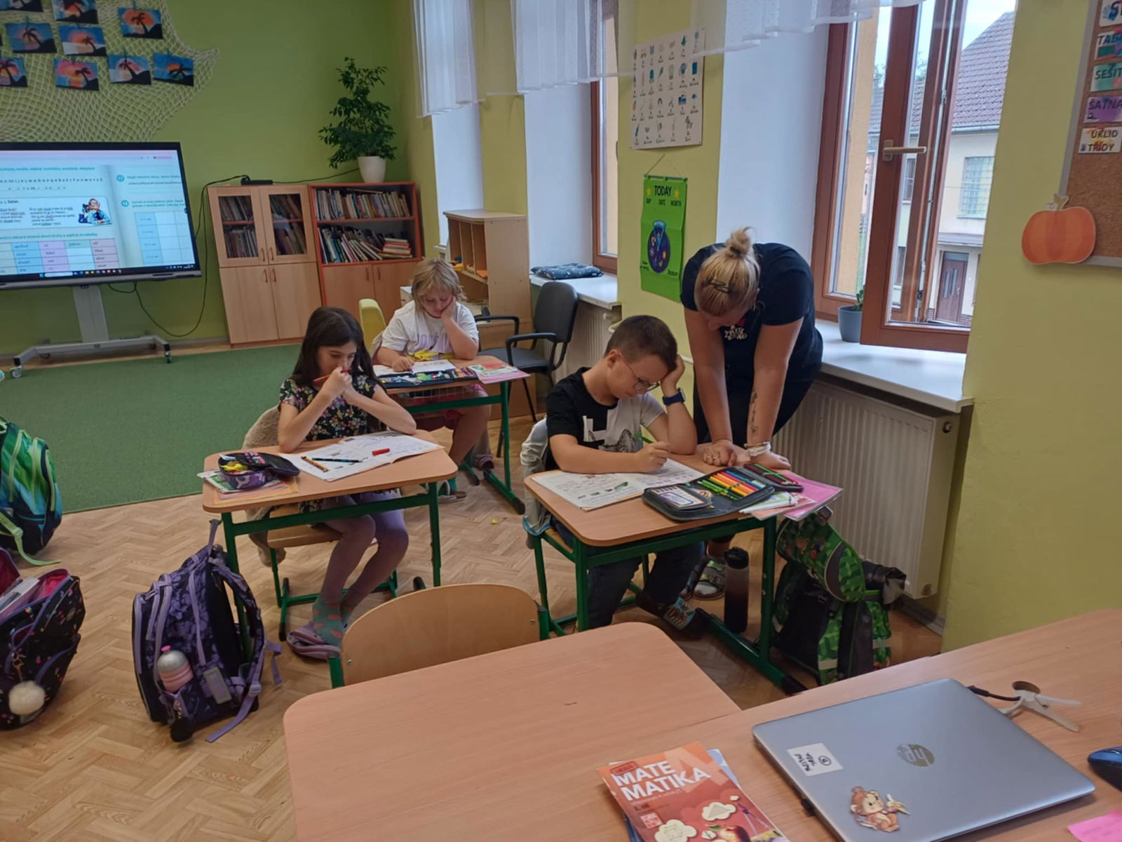 74237953-d3b7-4b61-b368-ef65f01e95a6