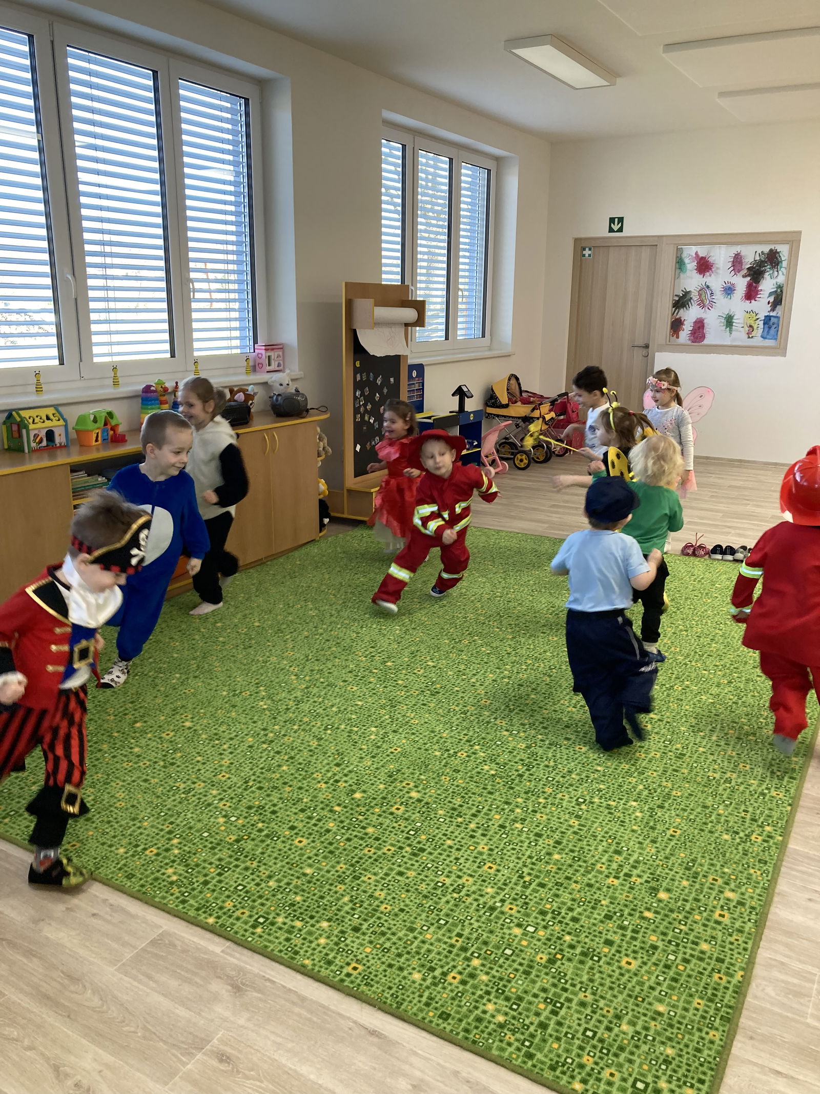 97C5C14E-CA3B-4807-A39F-1F4D5CE38B1F