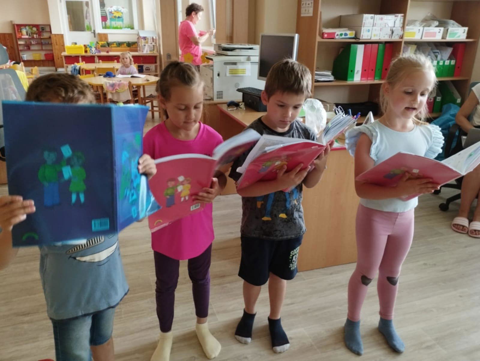 8e24cf1e-2775-483a-9af1-3e9118a46e92