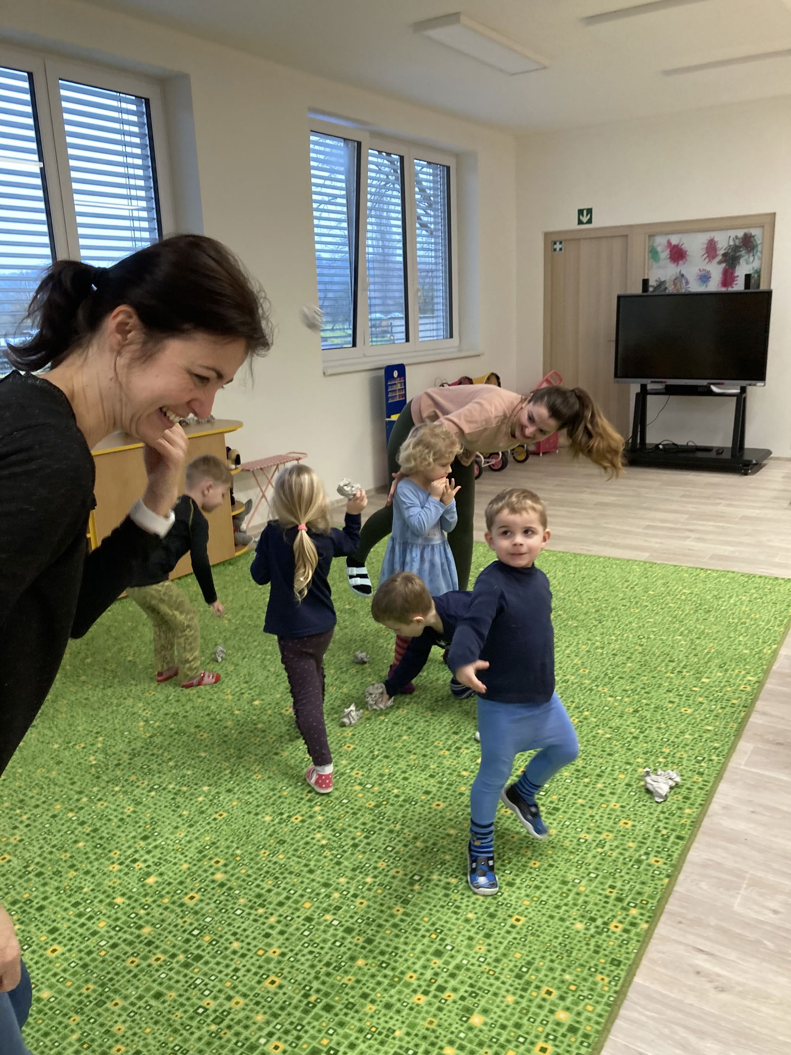 C2F72441-3413-491E-B4CC-33685D4A7BD4