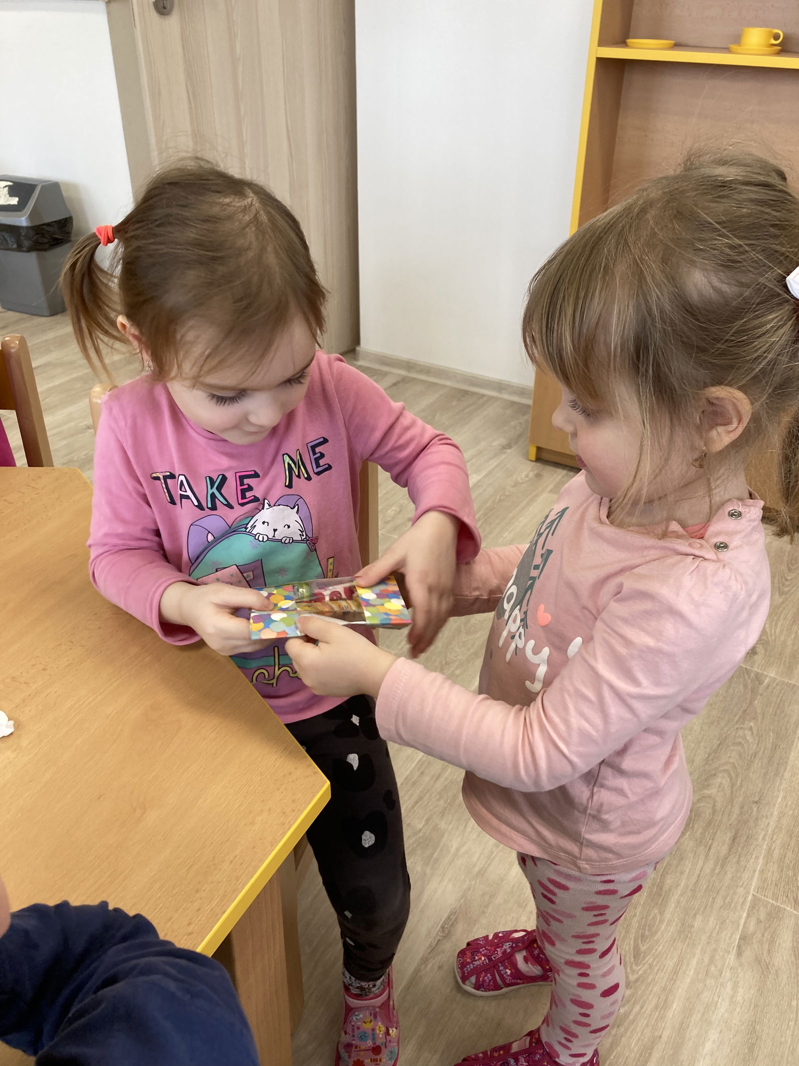 AE2A4A9D-60B0-4087-A23E-29898E3C9512