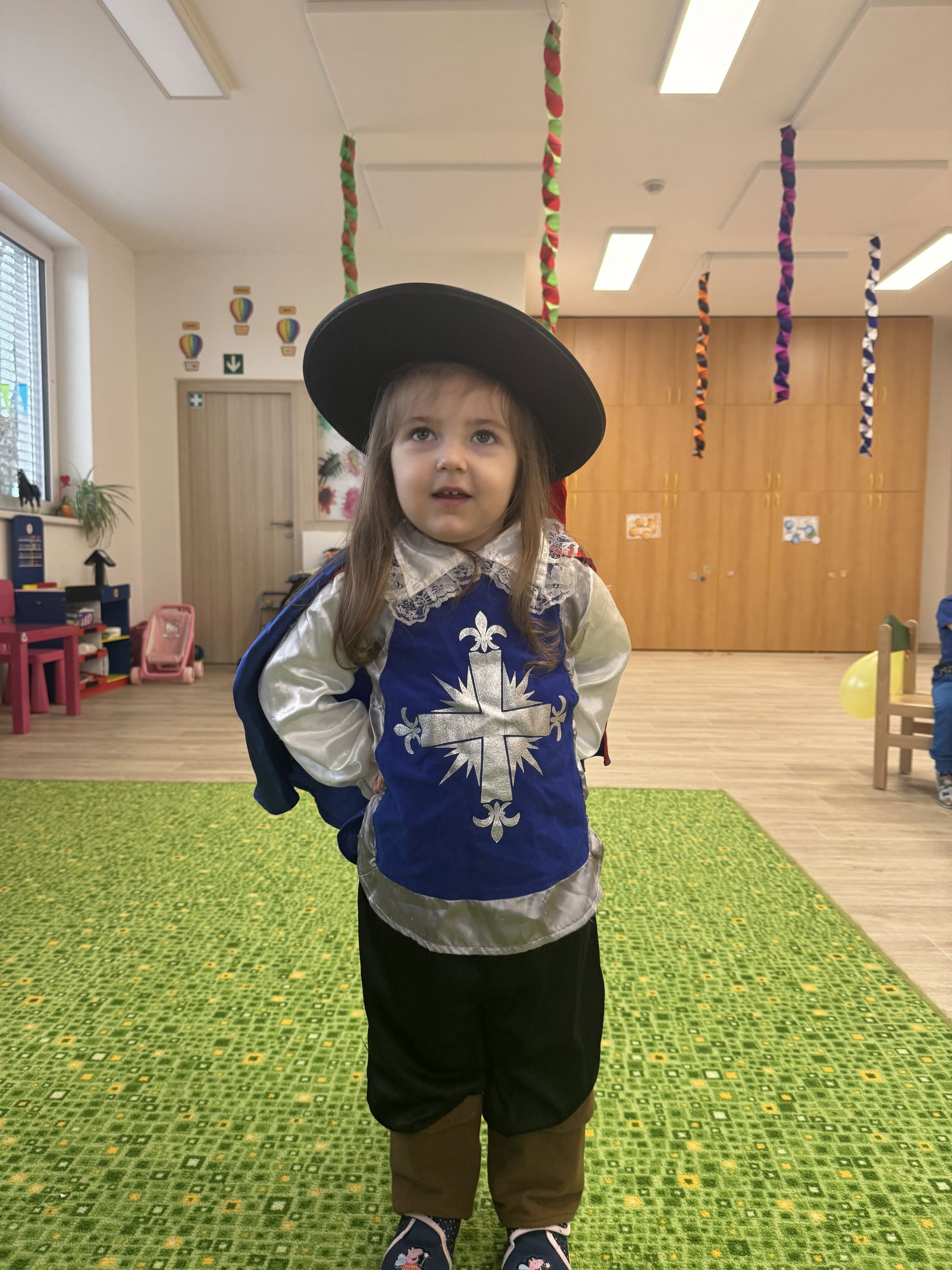 7C7C2A16-FD27-4BE3-A737-0C18DD35D8AF