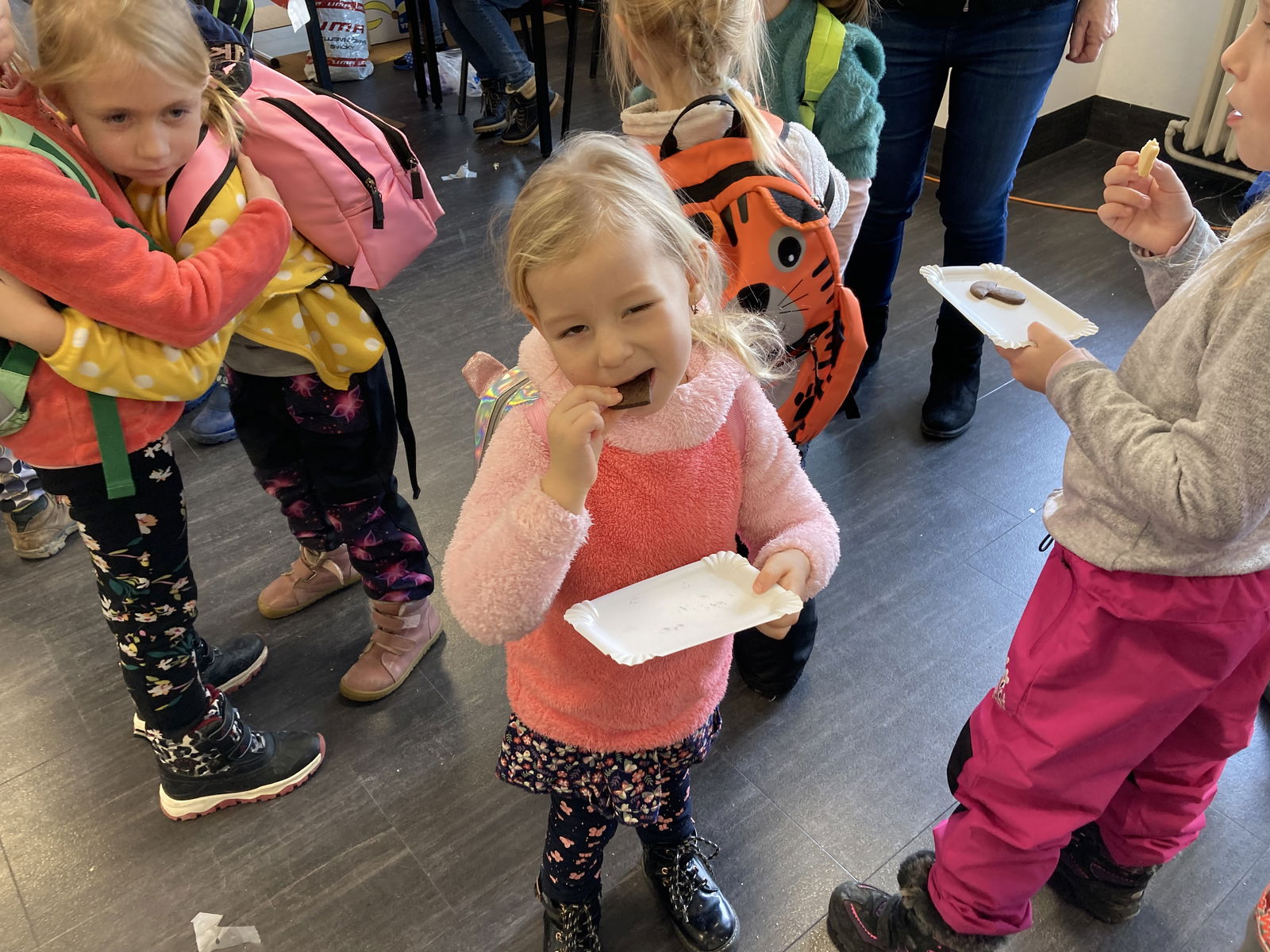 CD5E703A-4A06-42CF-A641-4BF5AB9CEACA