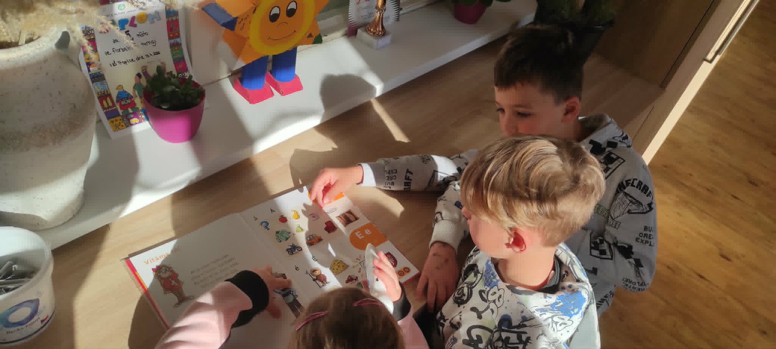 58f76390-08f6-495d-8535-e9f49a173bf9