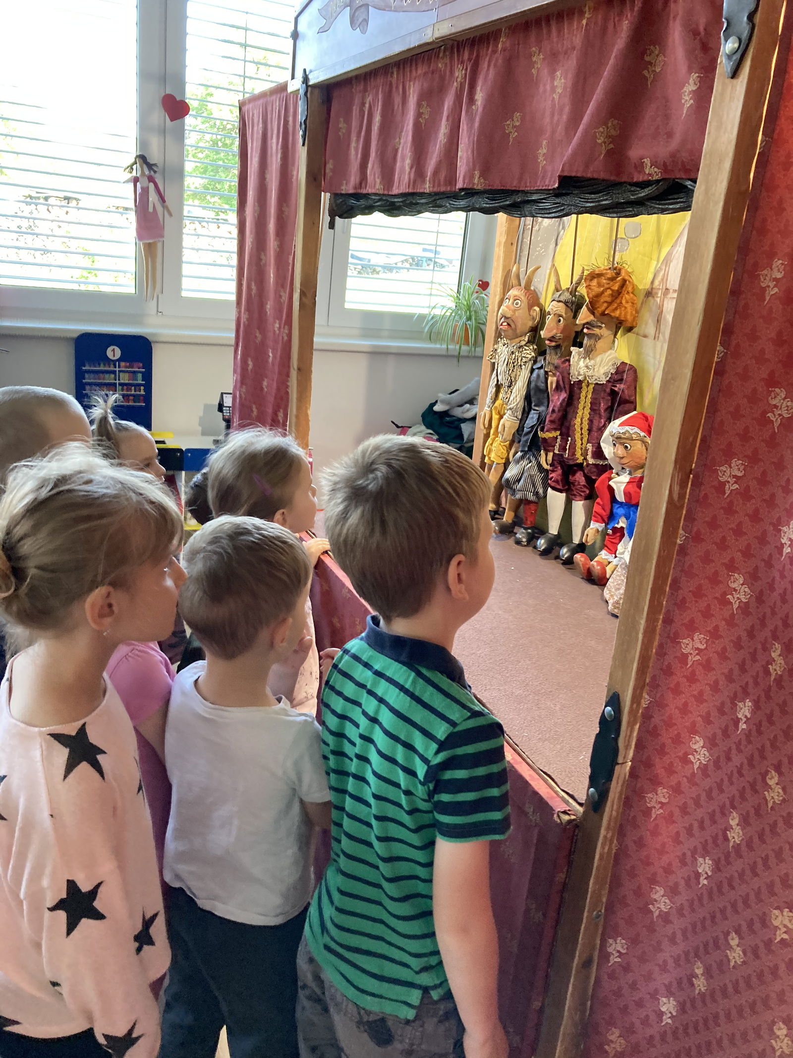 9BC77679-FA3A-454E-AC93-41731CFE4CCF