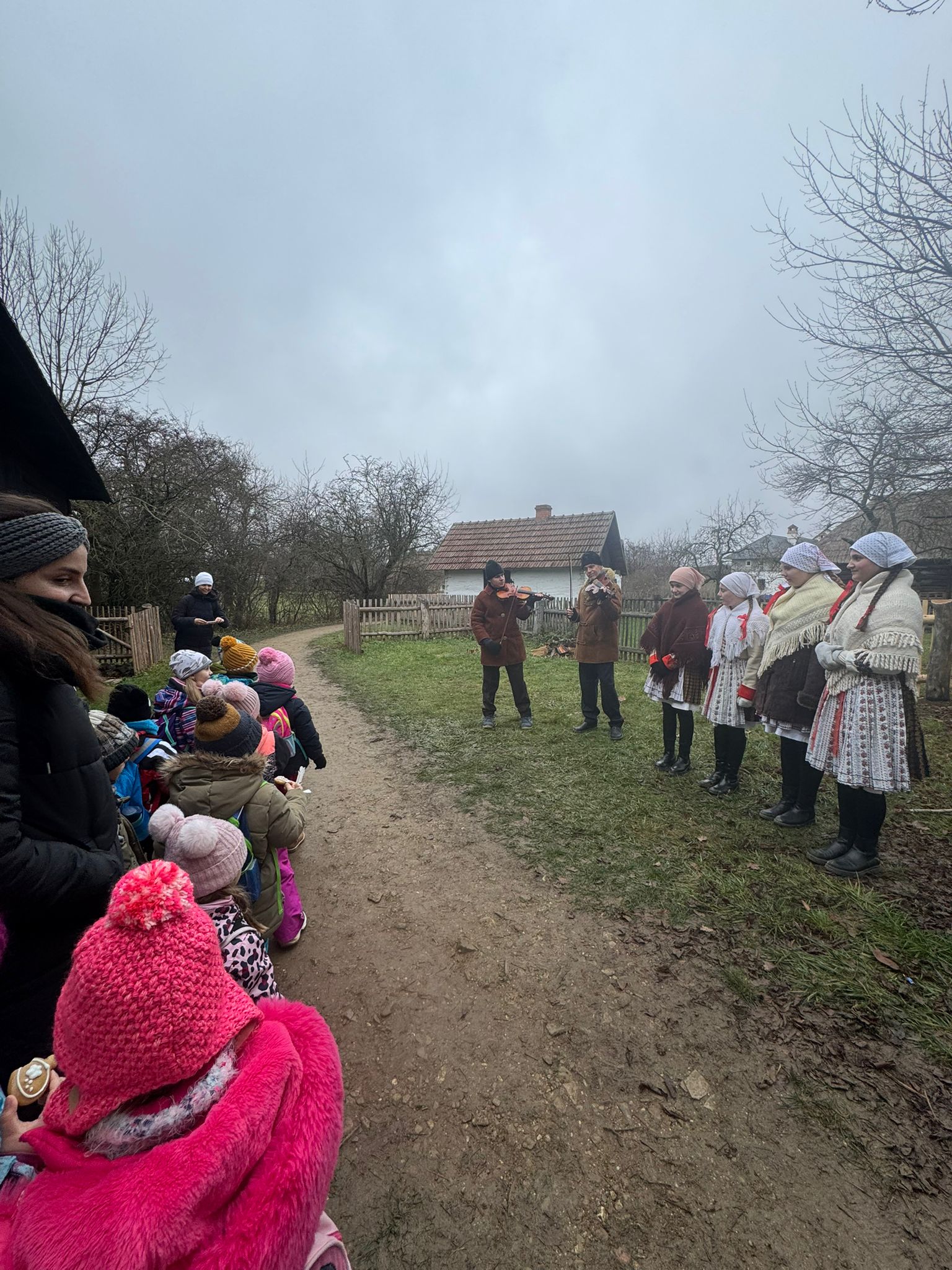 Obrázek WhatsApp, 2025-12-02 v 05.44.24_cfd92478