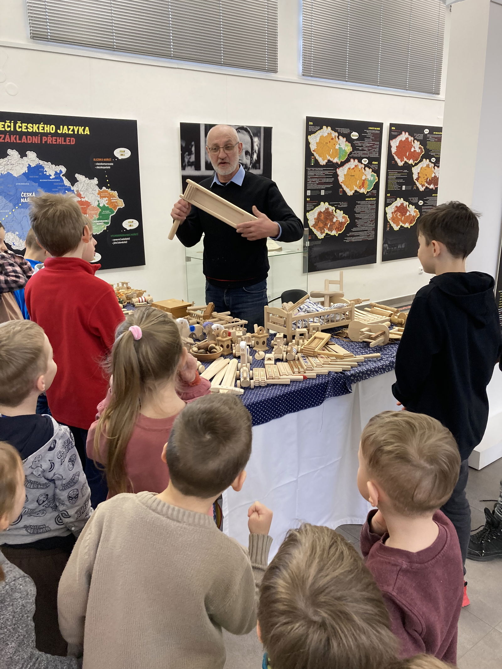 9B903536-2008-40BC-91AB-DE1242241C1D