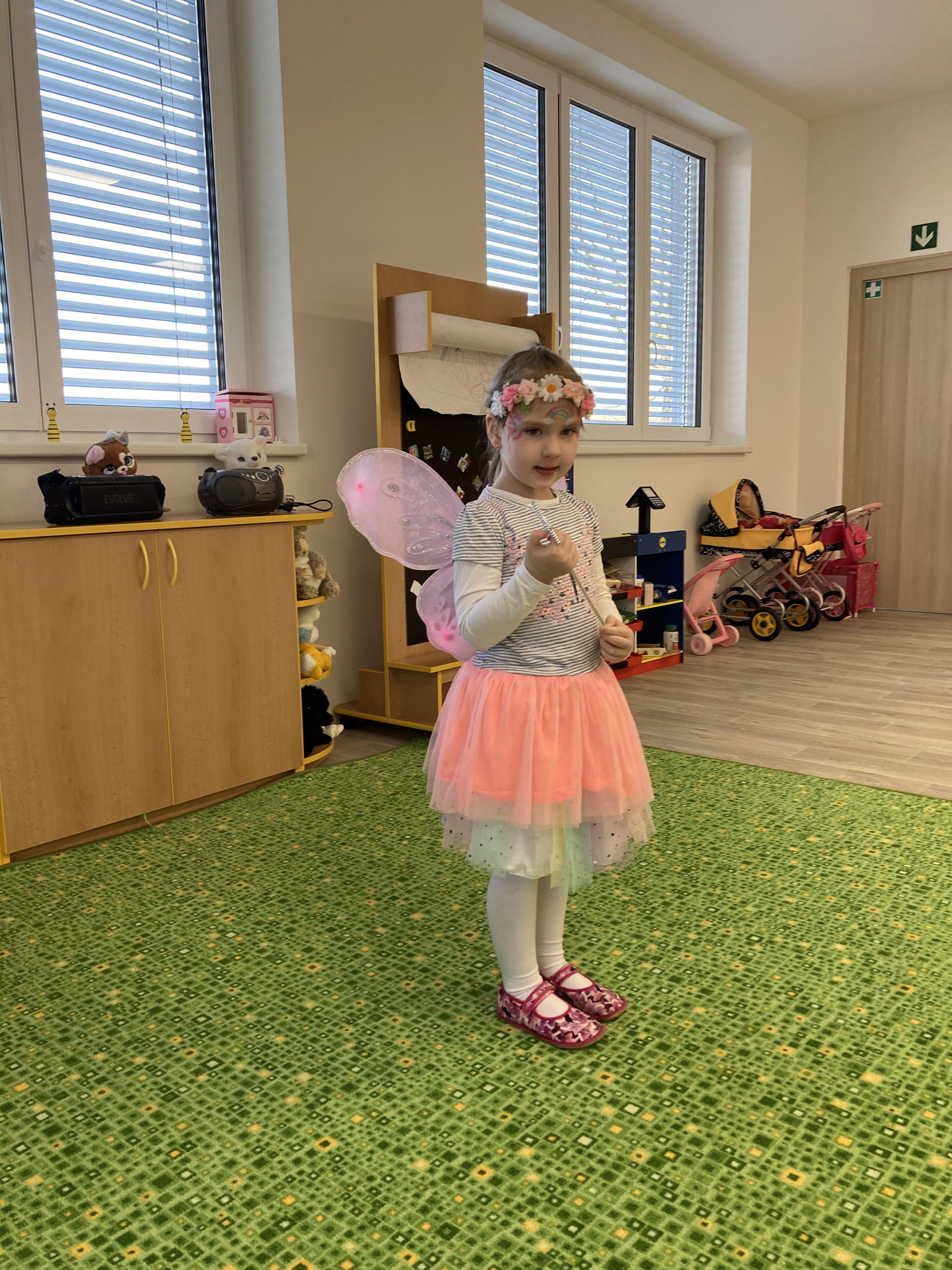 4ADFC2DD-5DB1-4788-A53B-607ECE2E7DBA