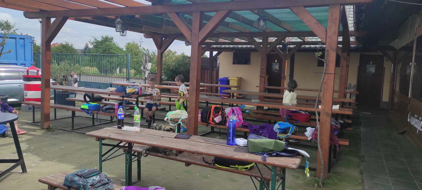 447761446_985495956181674_1259789577421657778_n