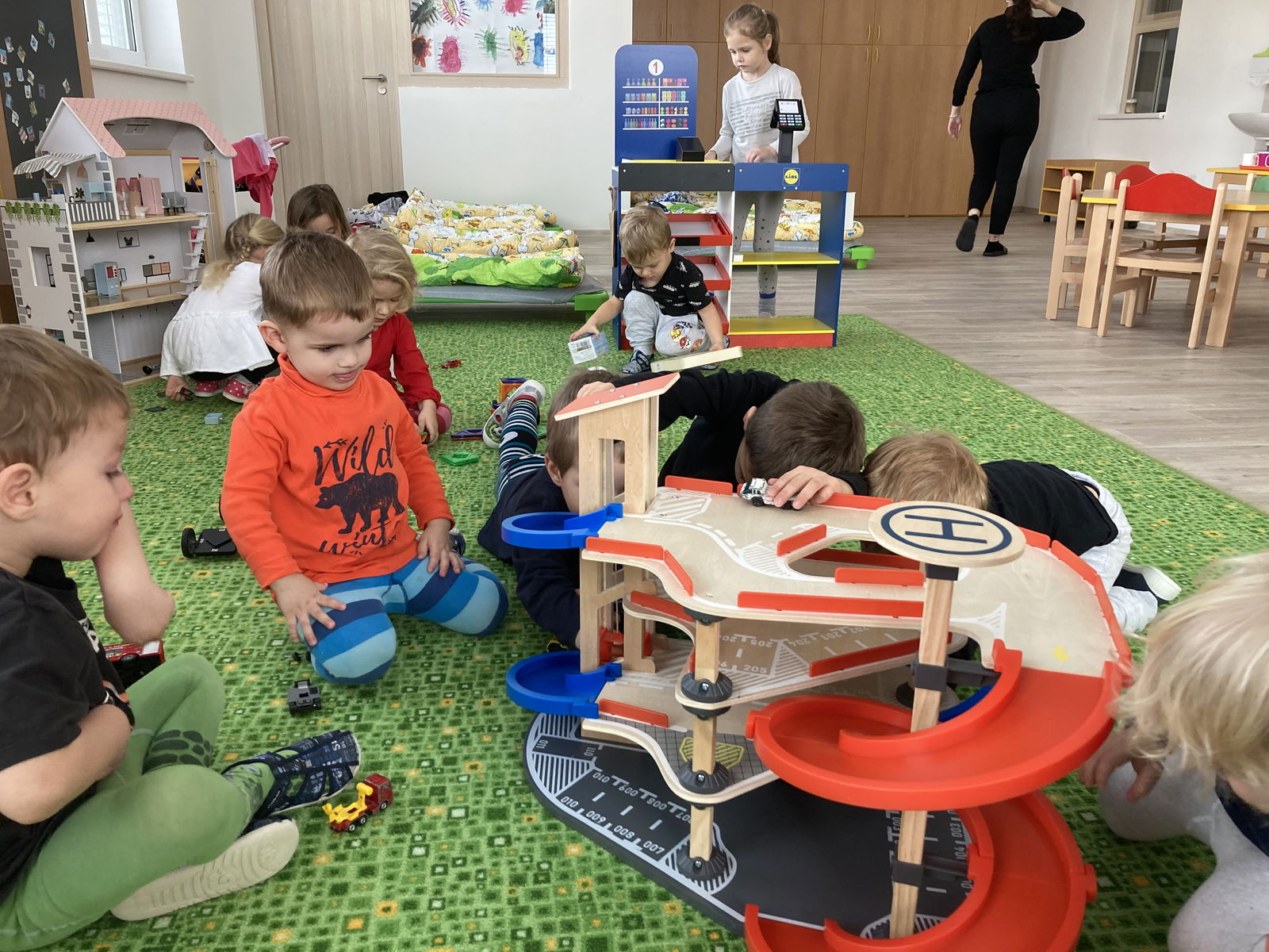 25F9B2E1-A700-4970-ADB7-AFF8777EBA1F