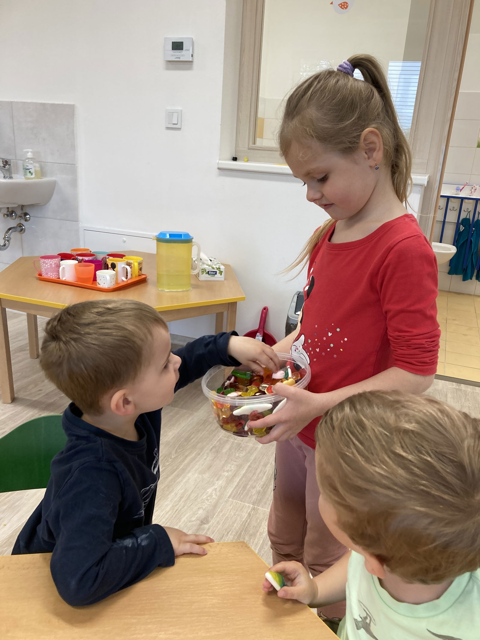 B0789456-BFBF-46AD-A157-291677A69141