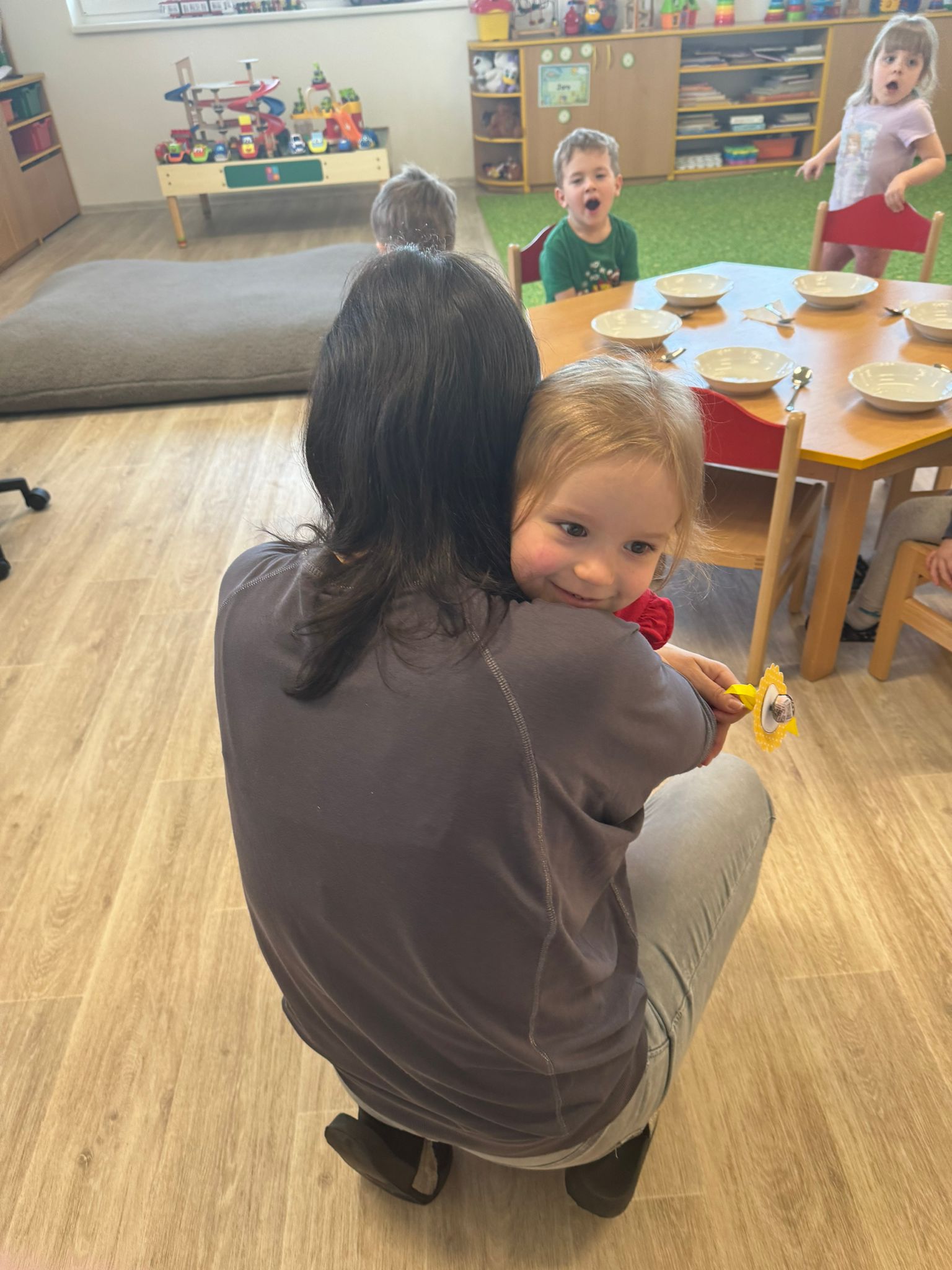 f040f25c-d2ea-4950-914c-0f405bc27a18