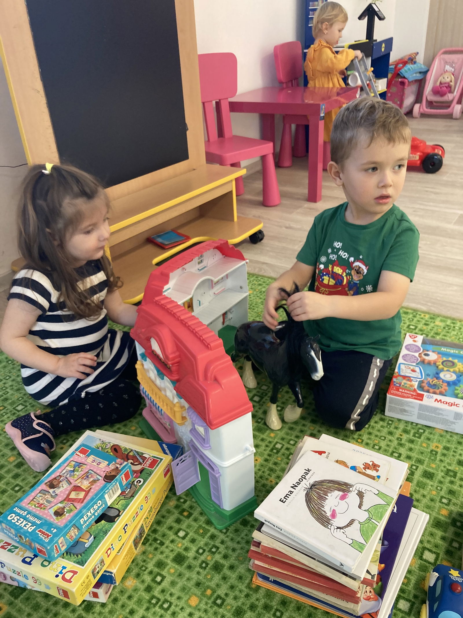 12F63FCE-6326-405F-A92B-0F876ACAB030