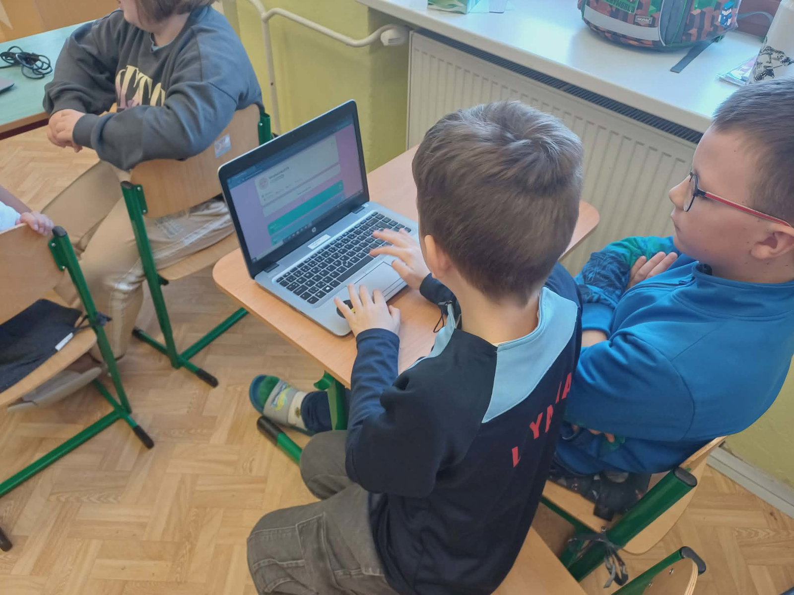 51a00d1d-82e2-46d8-8e8e-383b9011a441