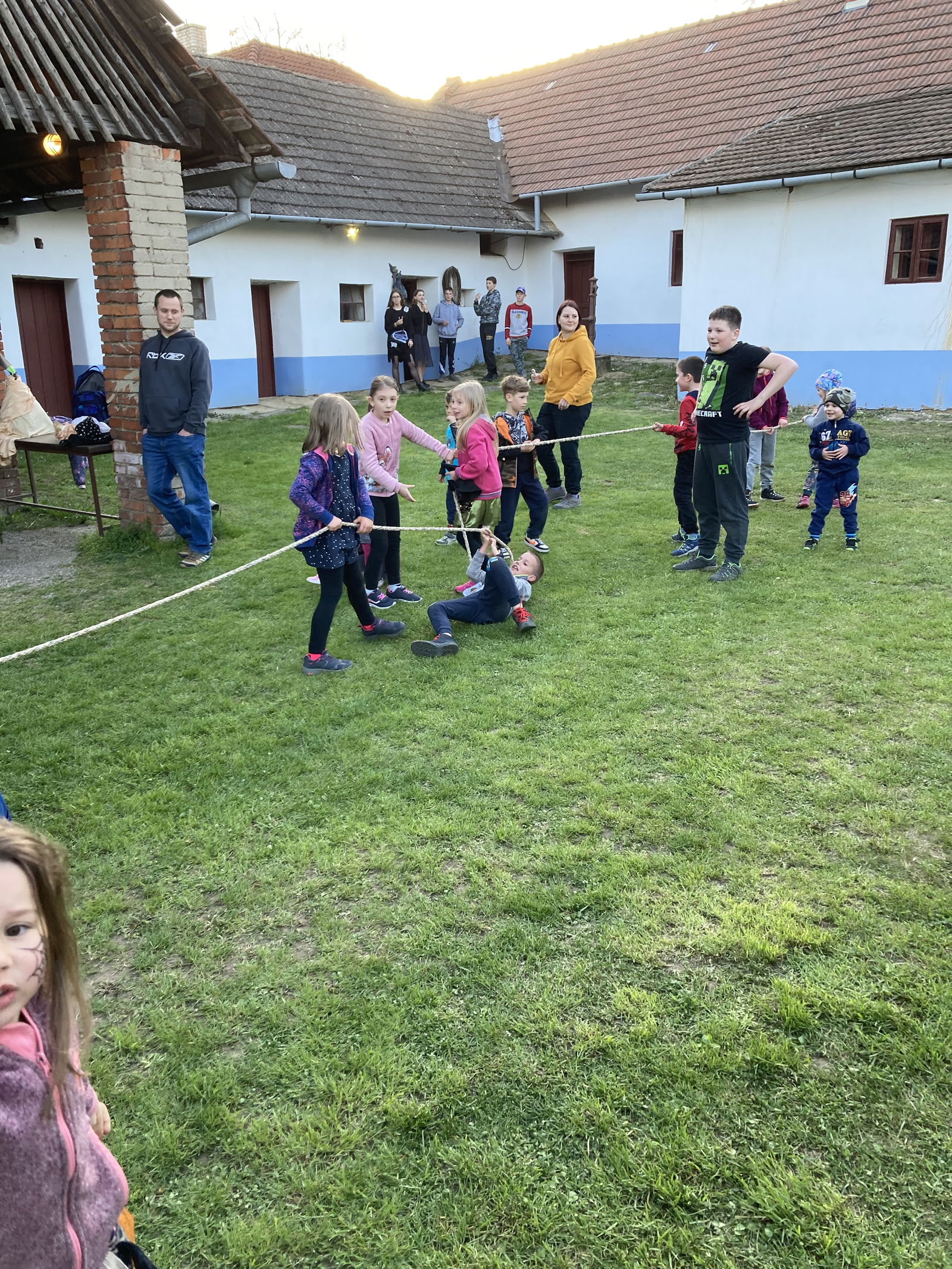 7549C819-B2BE-4E07-BA41-A02B28426D99