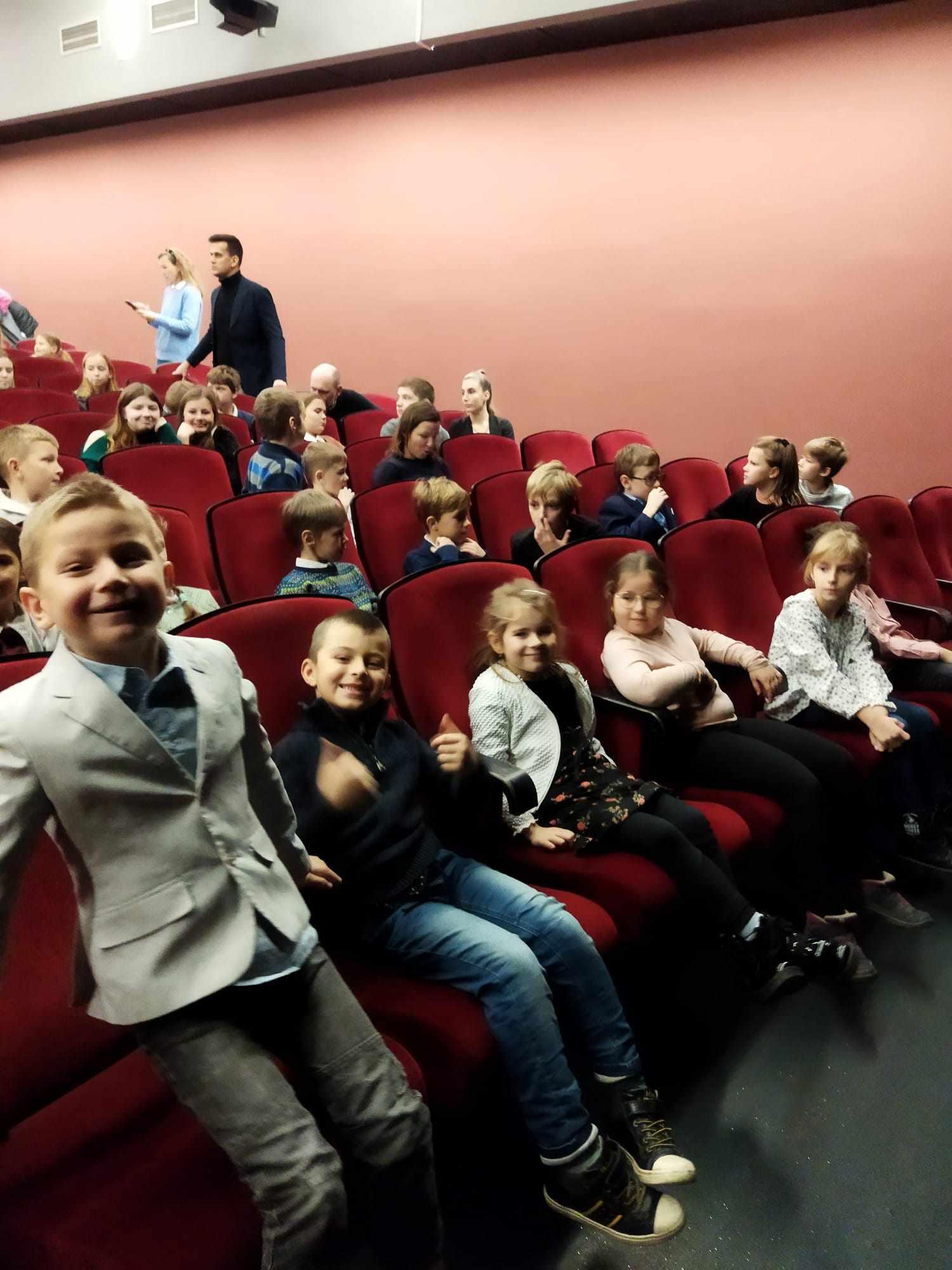 404609865_883009309760877_2482989157510247745_n