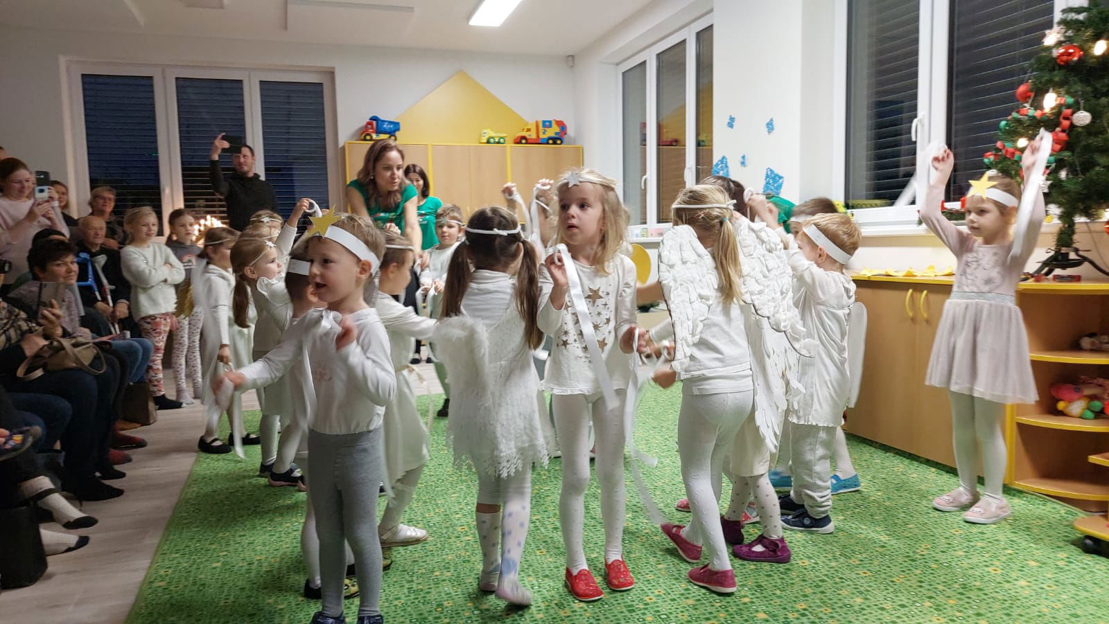 PHOTO-2022-12-19-09-37-11