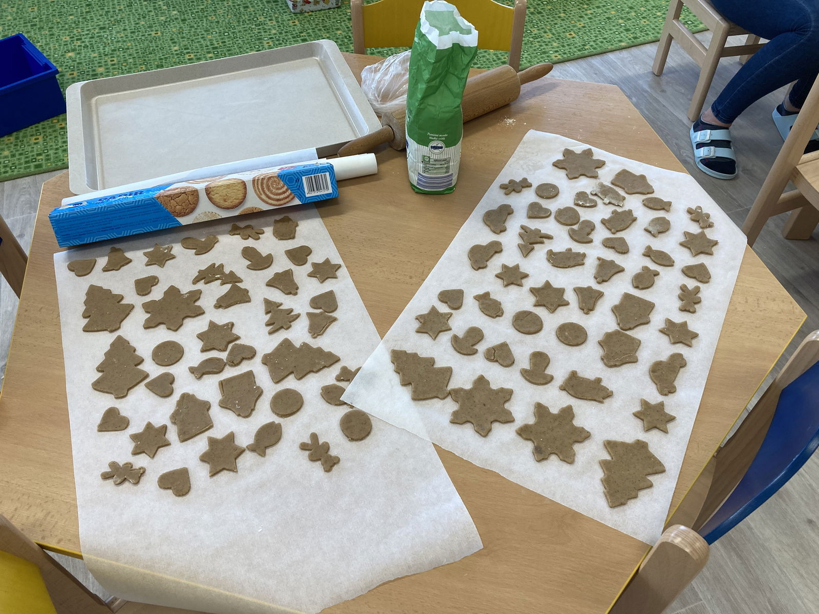 A37B5C90-F92F-4AD8-9928-D2B21FDD9697