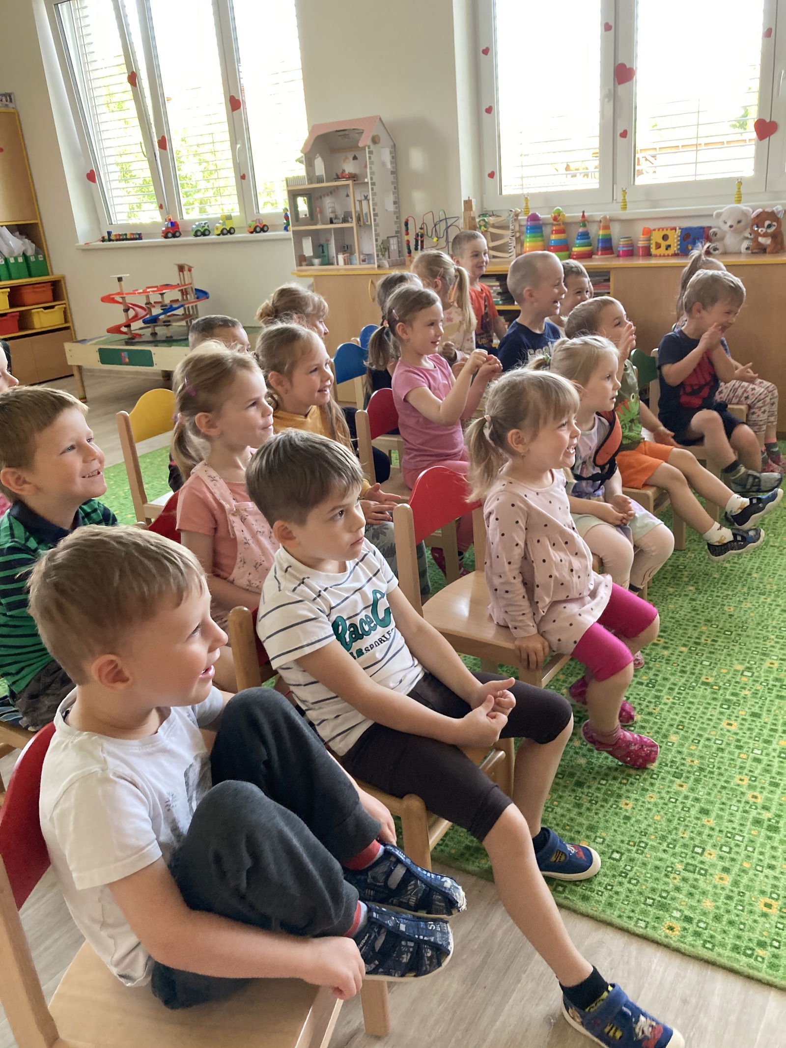 FFA67276-66B4-48E7-AA44-398D9F66773F