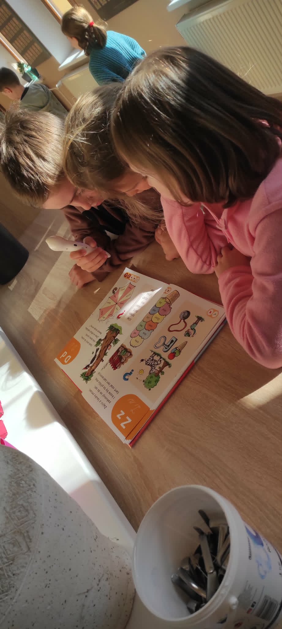 fe205fab-a345-4457-9ac4-63025e9e6365