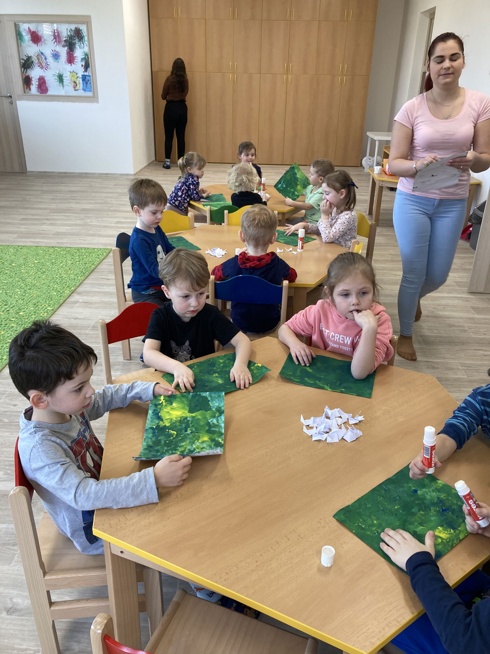 32B6A2D7-C8AB-4861-BEC5-549E3C65B1D9