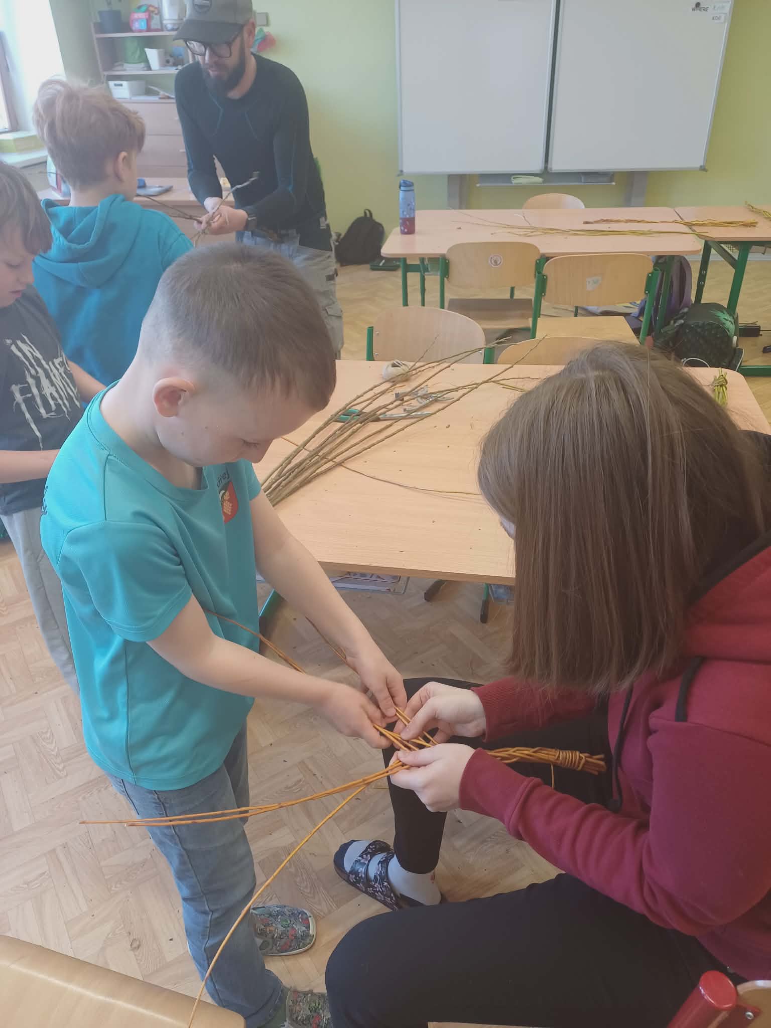 b7a86748-f170-42cb-9172-b9934c056538