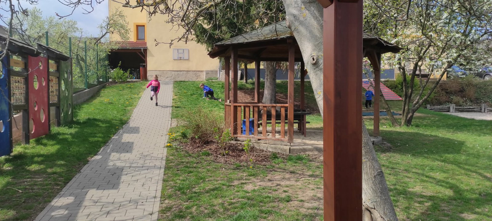 3588e4f1-cd95-455a-8330-a8cc51ae7d51