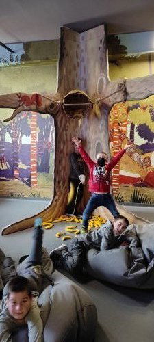 bdc921966ee5a588eeeba6f9d9f4cc99