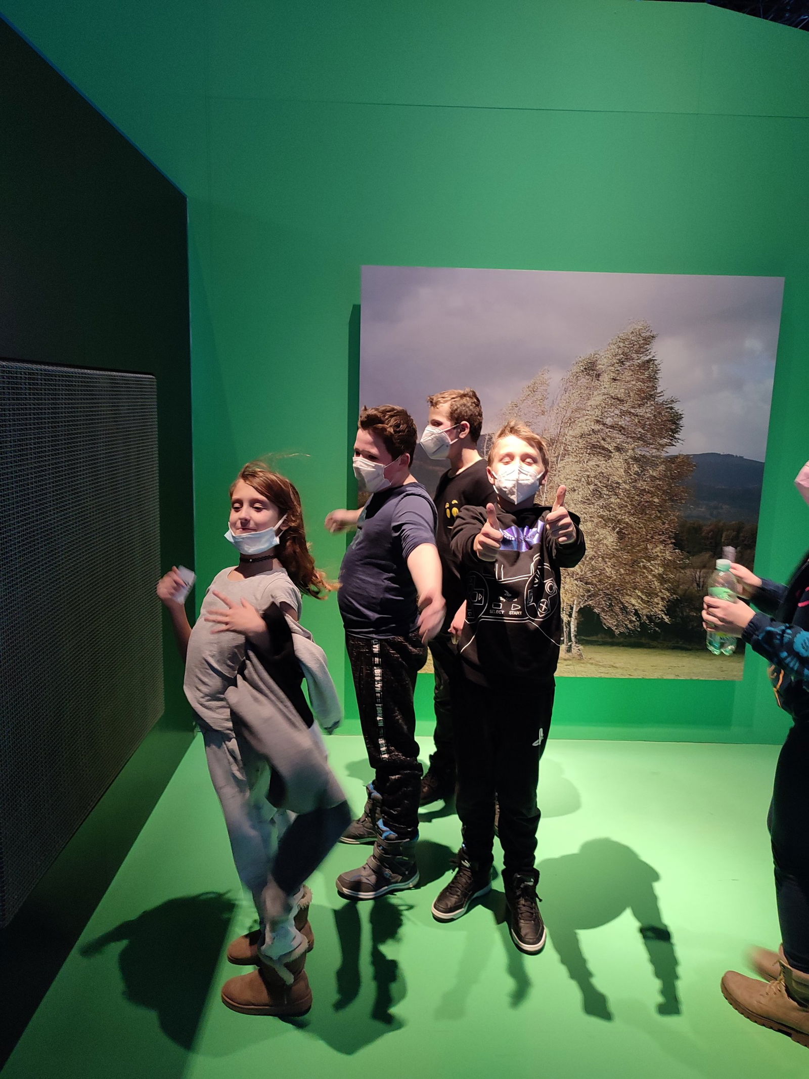 6a84b5bb6aab1a4f1a99f03ec3f80931