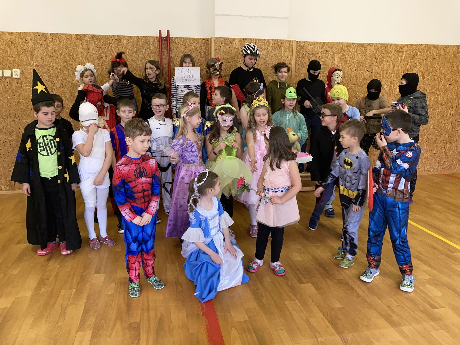 D44651AC-2EE4-44C1-B595-178FD19D499A