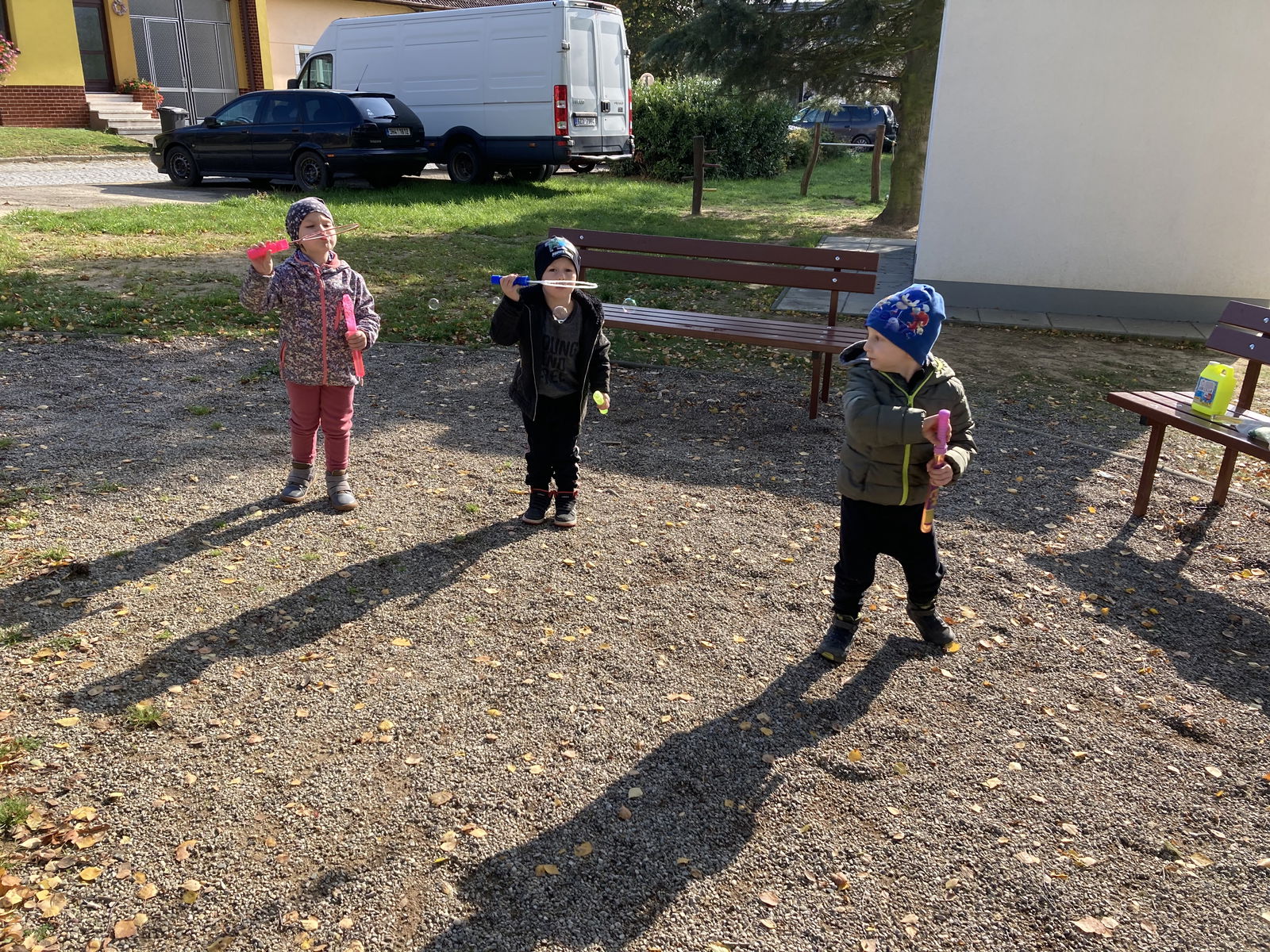 54B91D22-3CFB-476E-95E9-9CF95731C1C0